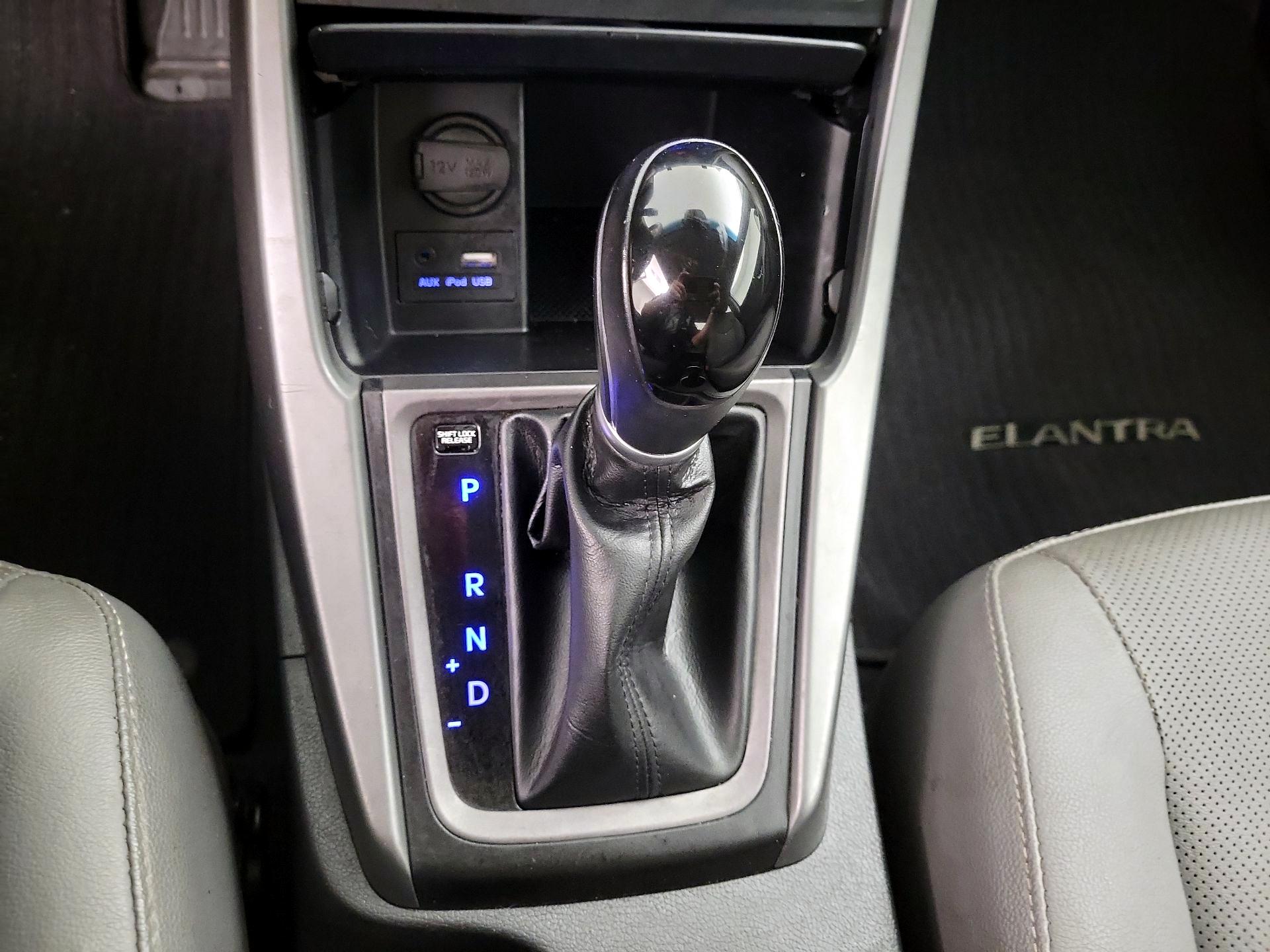 Thumbnail: 2016 Hyundai Elantra - 17