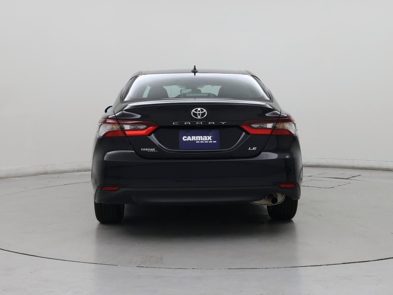 2024 Toyota Camry LE - Photo 7