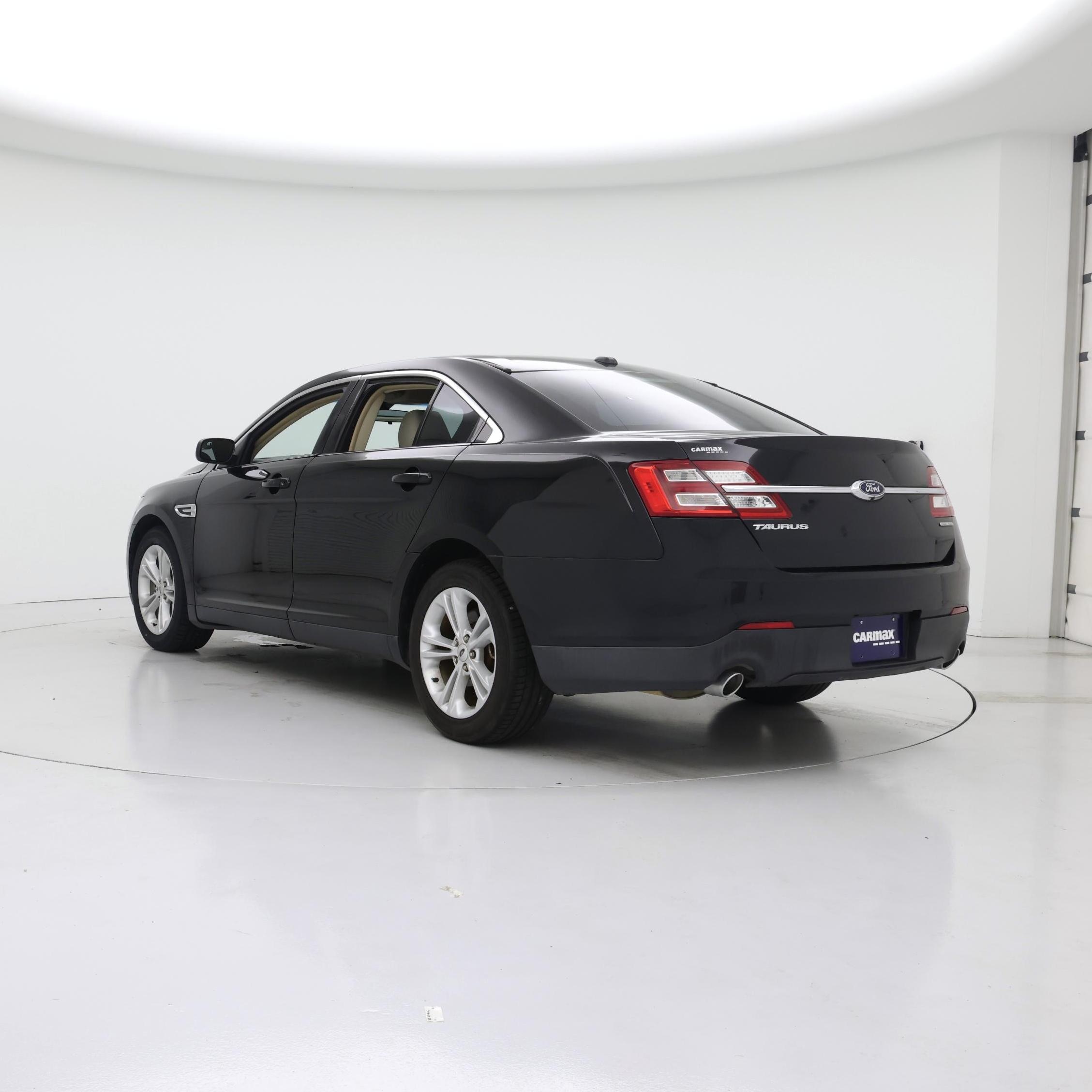 Thumbnail: 2018 Ford Taurus - 2