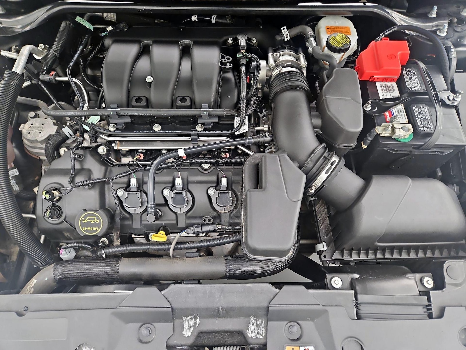2018 Ford Taurus SE - Photo 21