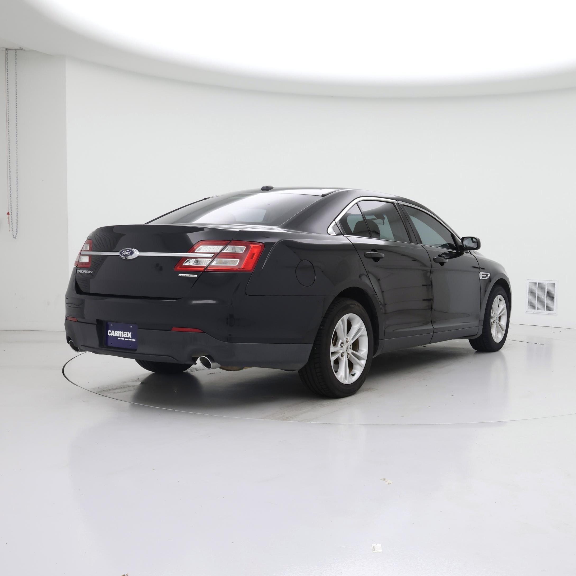 Thumbnail: 2018 Ford Taurus - 8