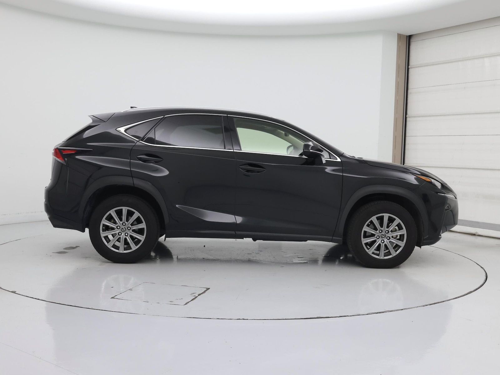 2021 Lexus NX 300 - Photo 8