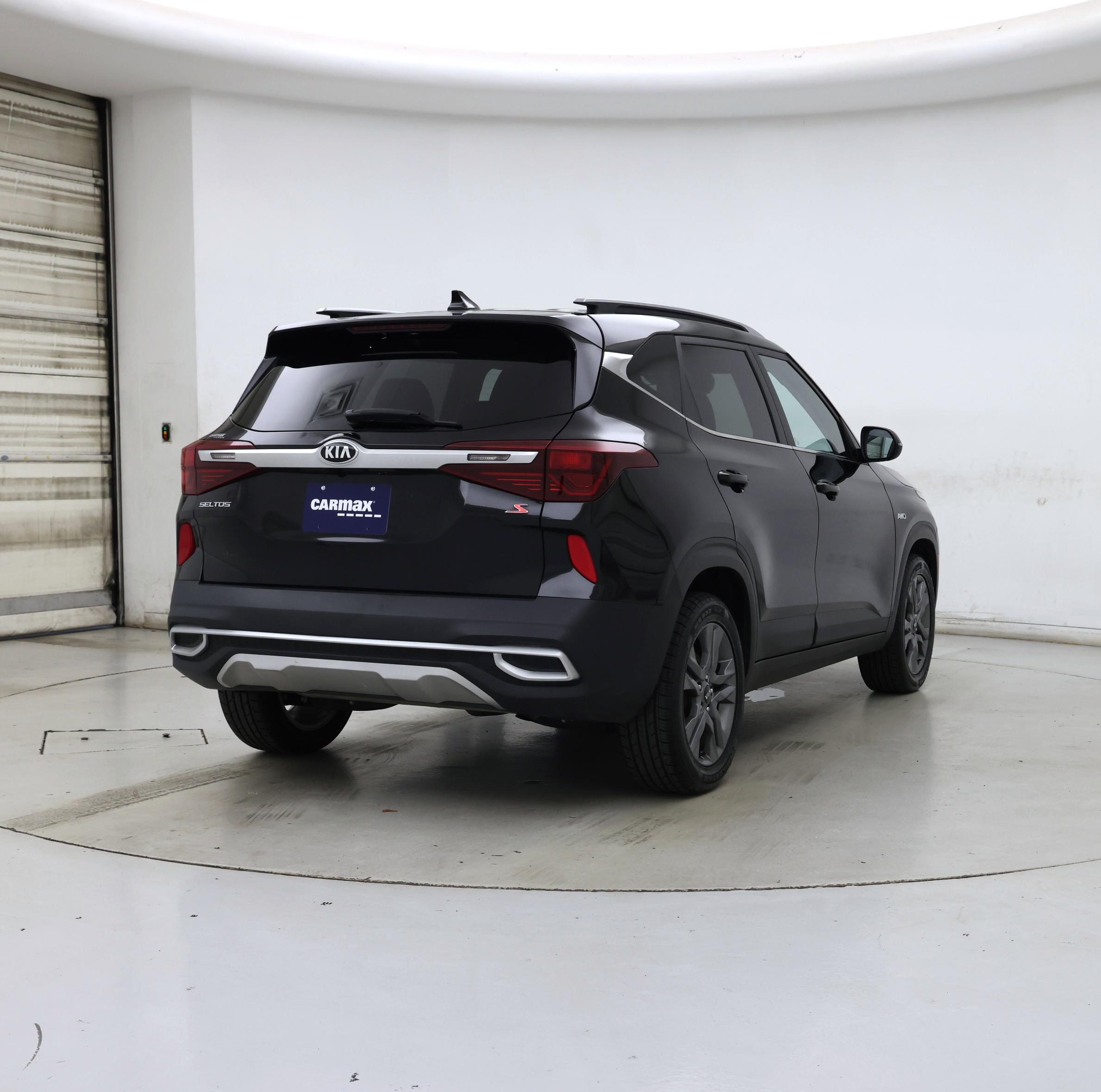 Thumbnail: 2021 Kia Seltos - 8