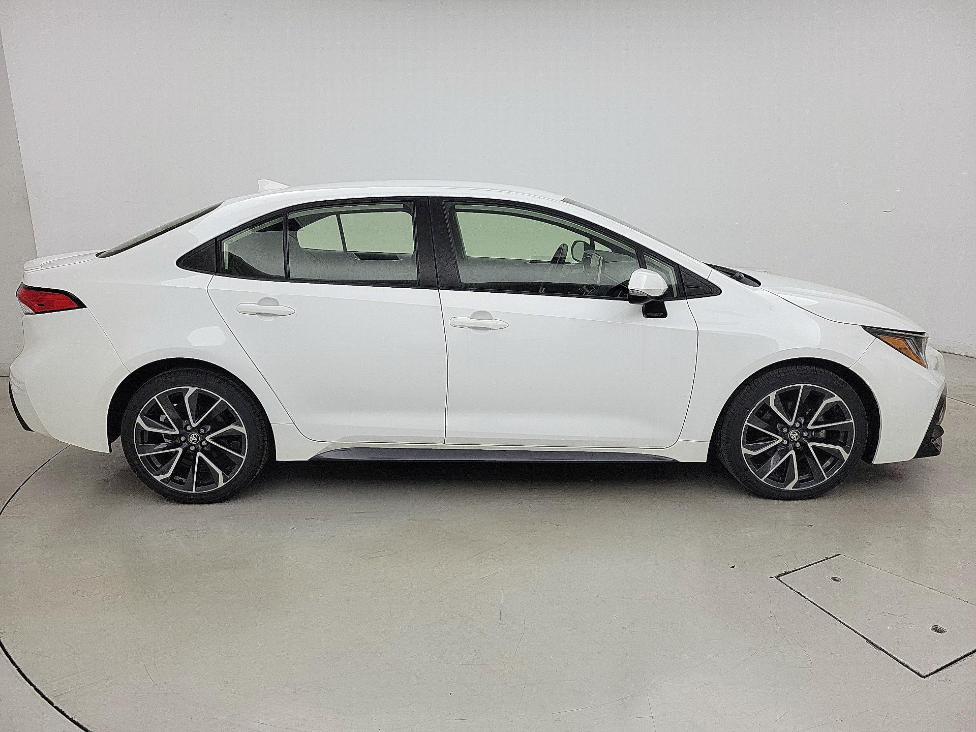 Thumbnail: 2020 Toyota Corolla - 4