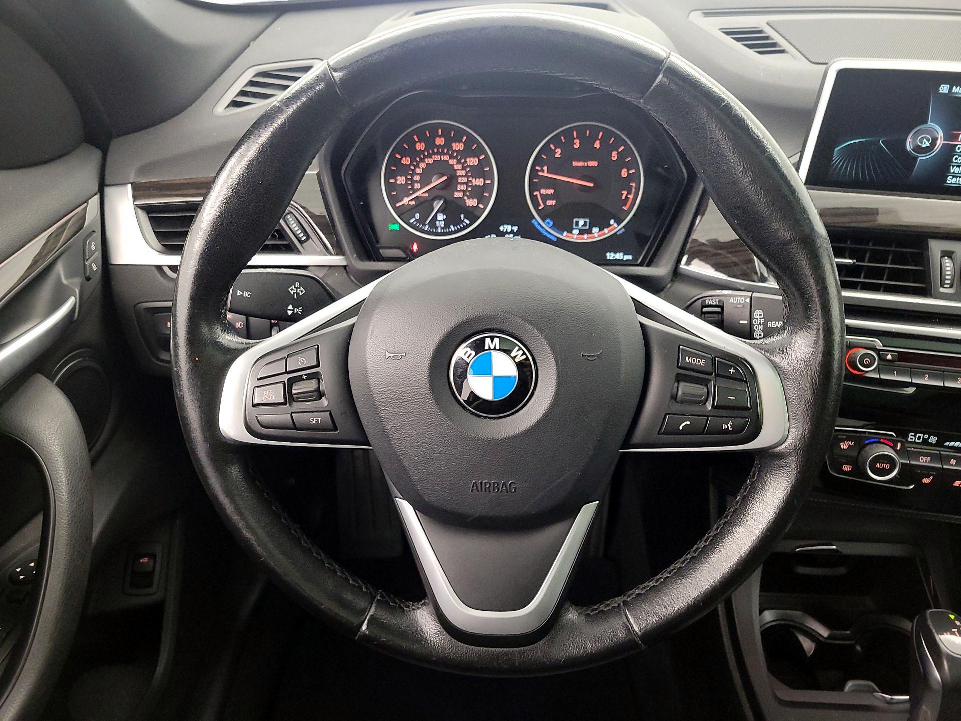 Thumbnail: 2017 BMW X1 - 10