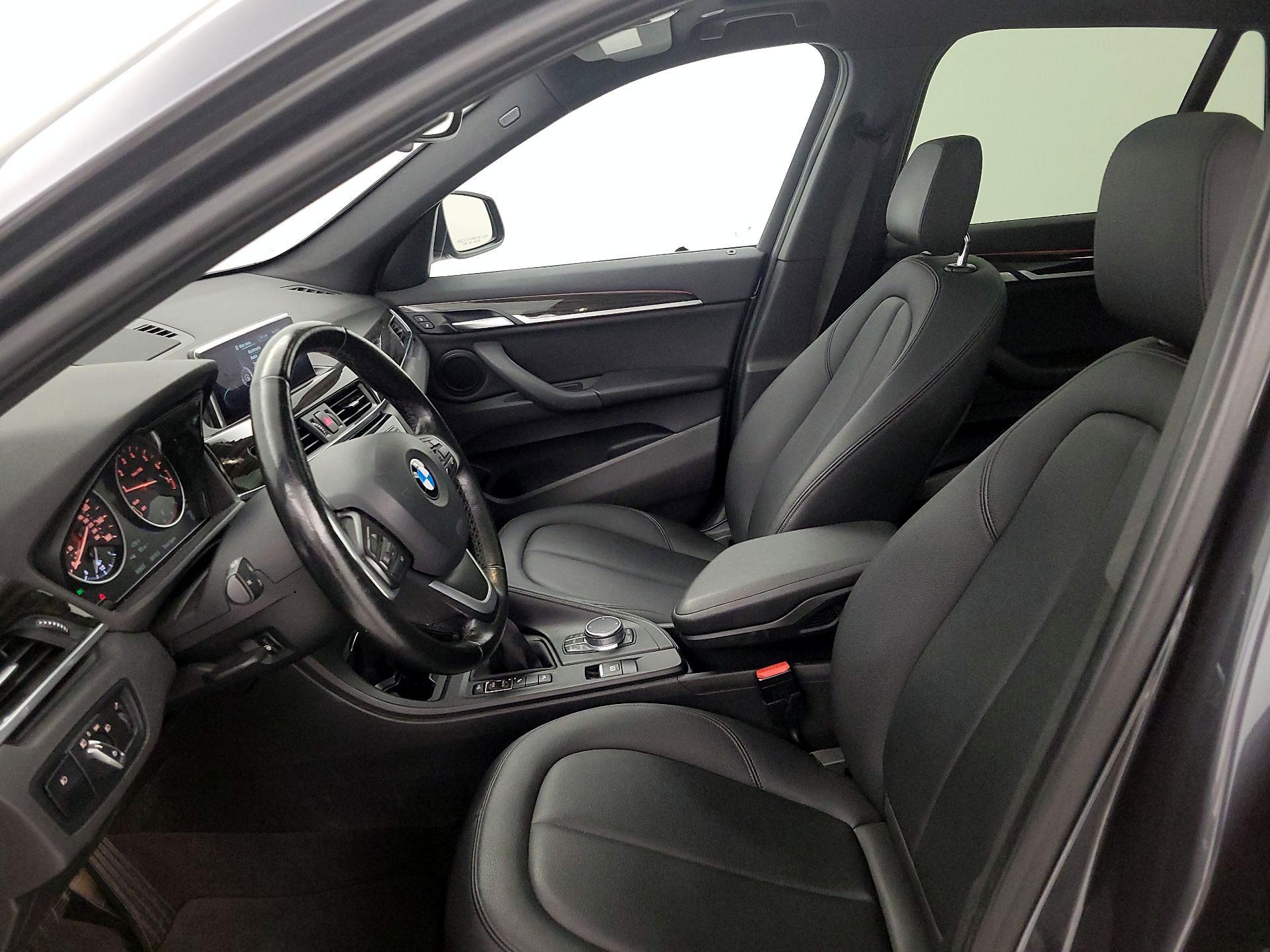 Thumbnail: 2017 BMW X1 - 11