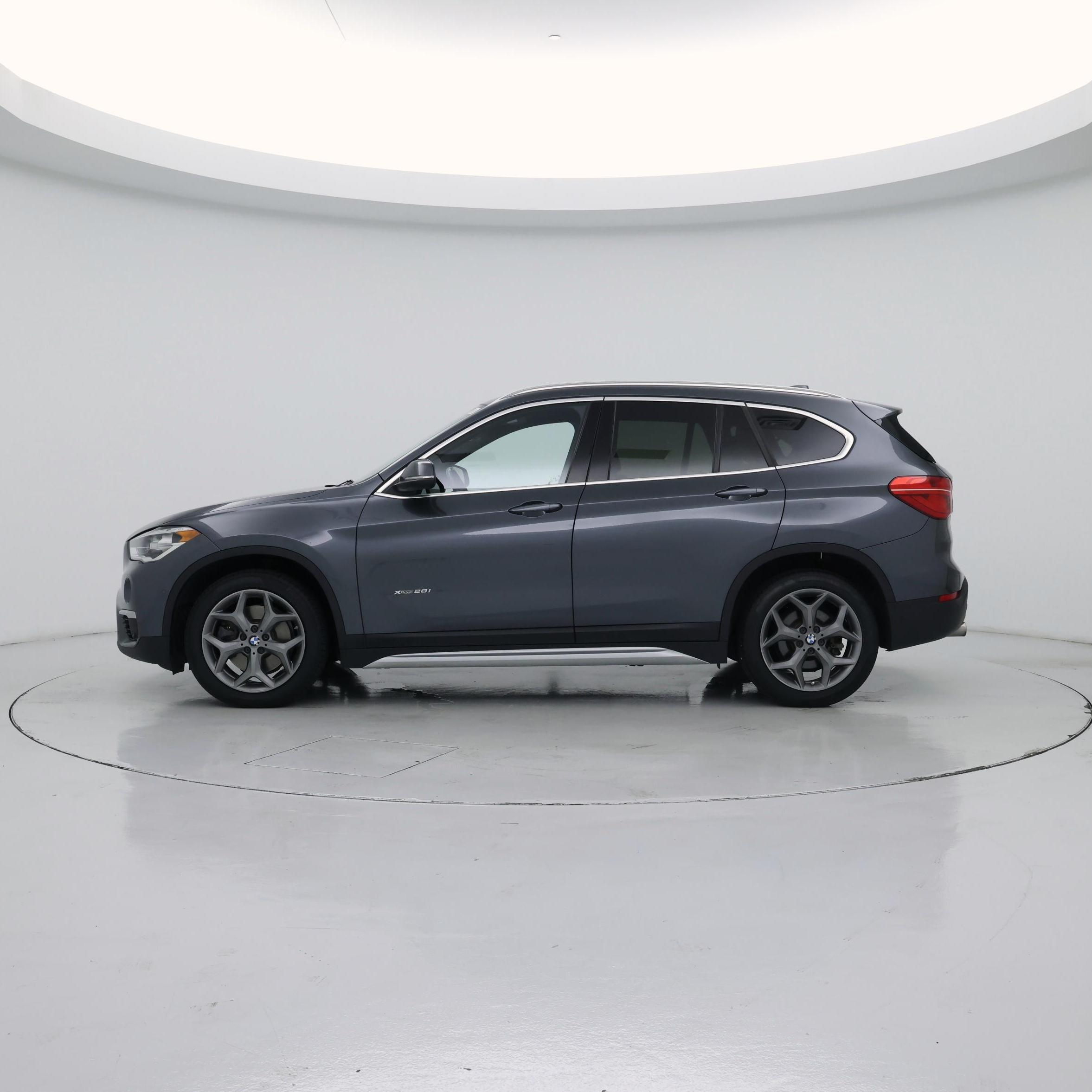 Thumbnail: 2017 BMW X1 - 3