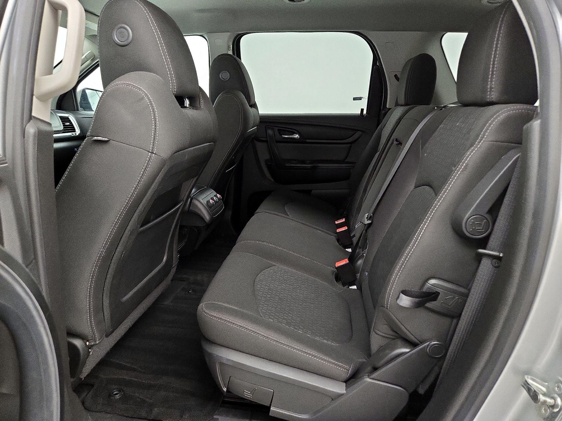 Thumbnail: 2016 GMC Acadia - 19