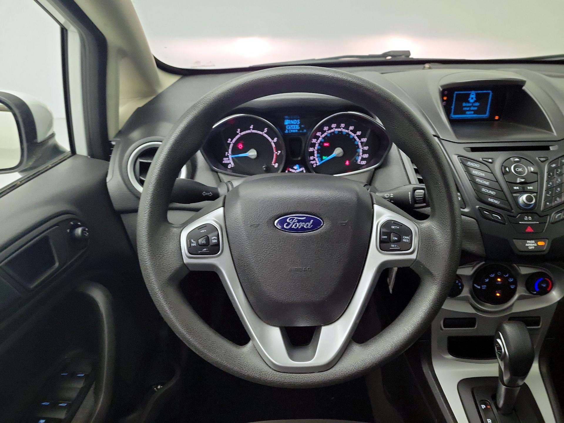 Thumbnail: 2017 Ford Fiesta - 10