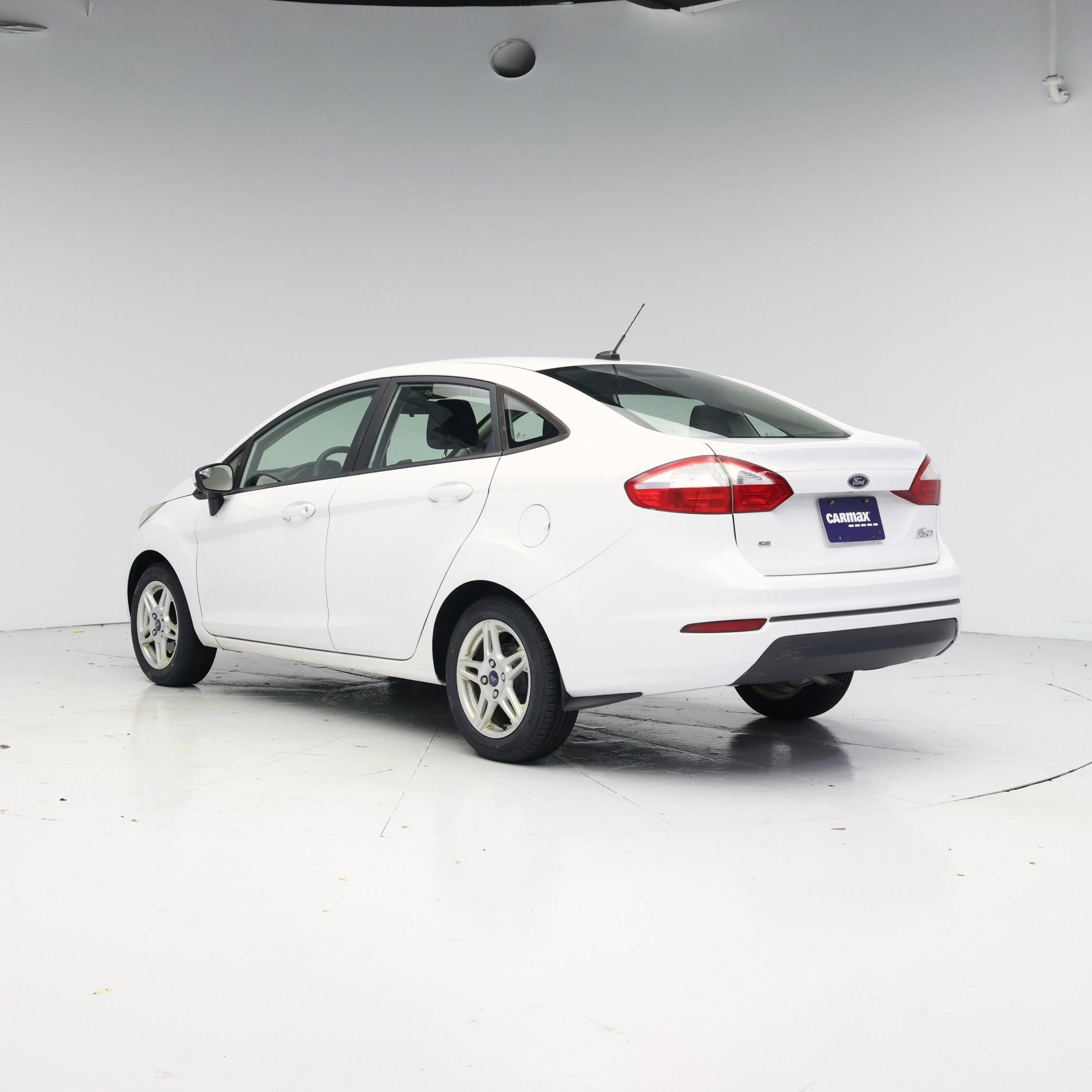 Thumbnail: 2017 Ford Fiesta - 2