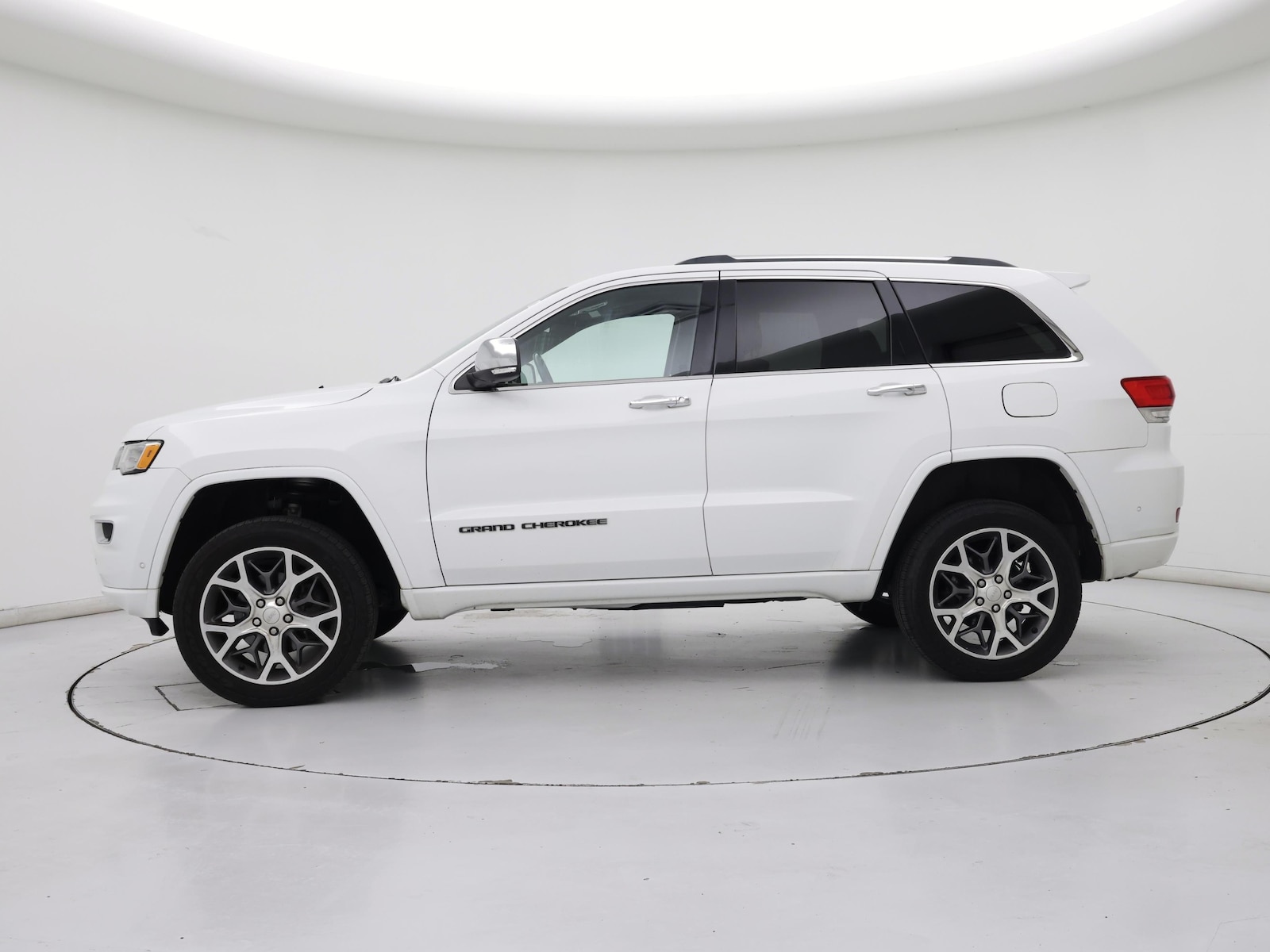 2020 Jeep Grand Cherokee Overland - Photo 4