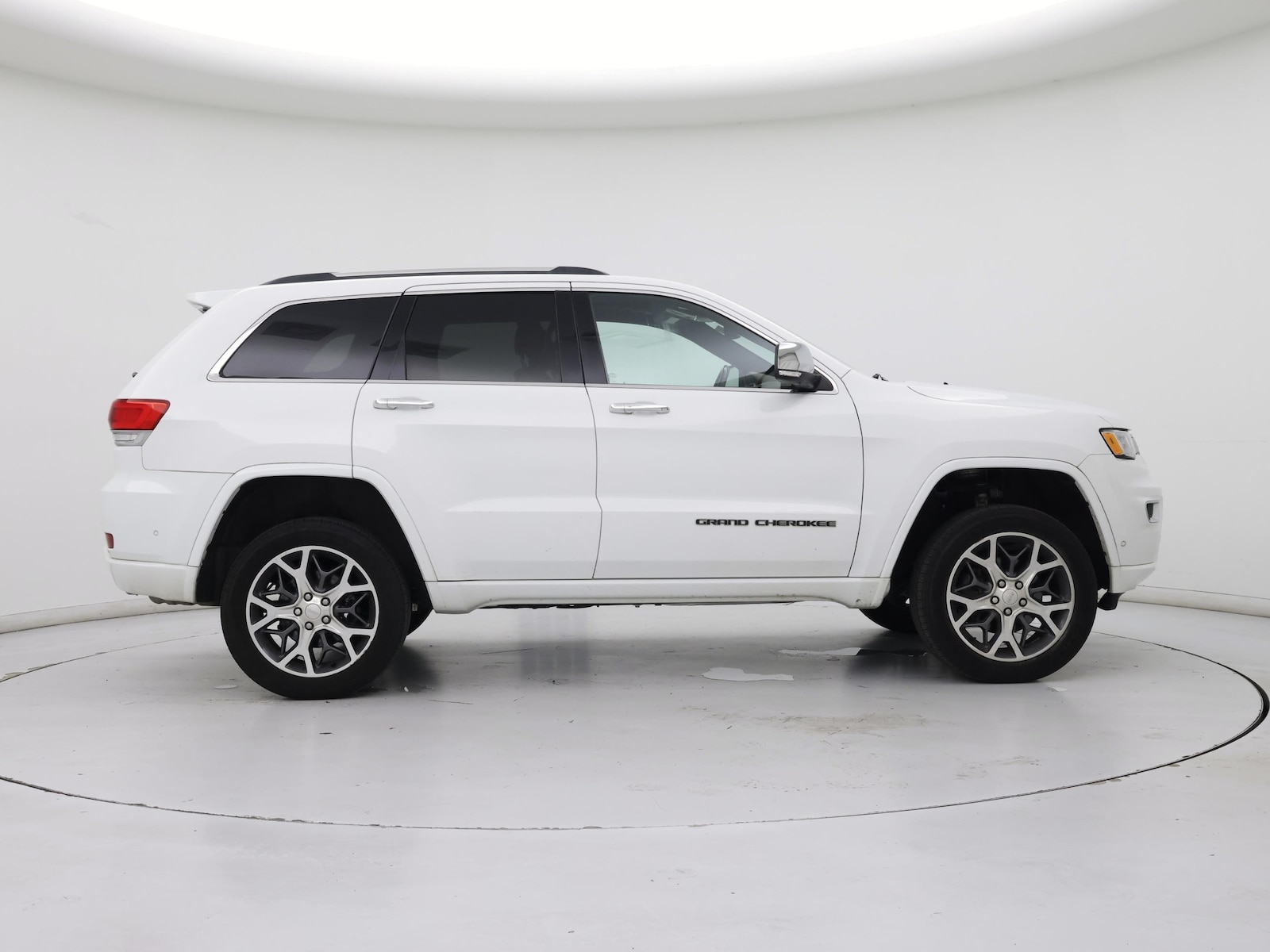 2020 Jeep Grand Cherokee Overland - Photo 8