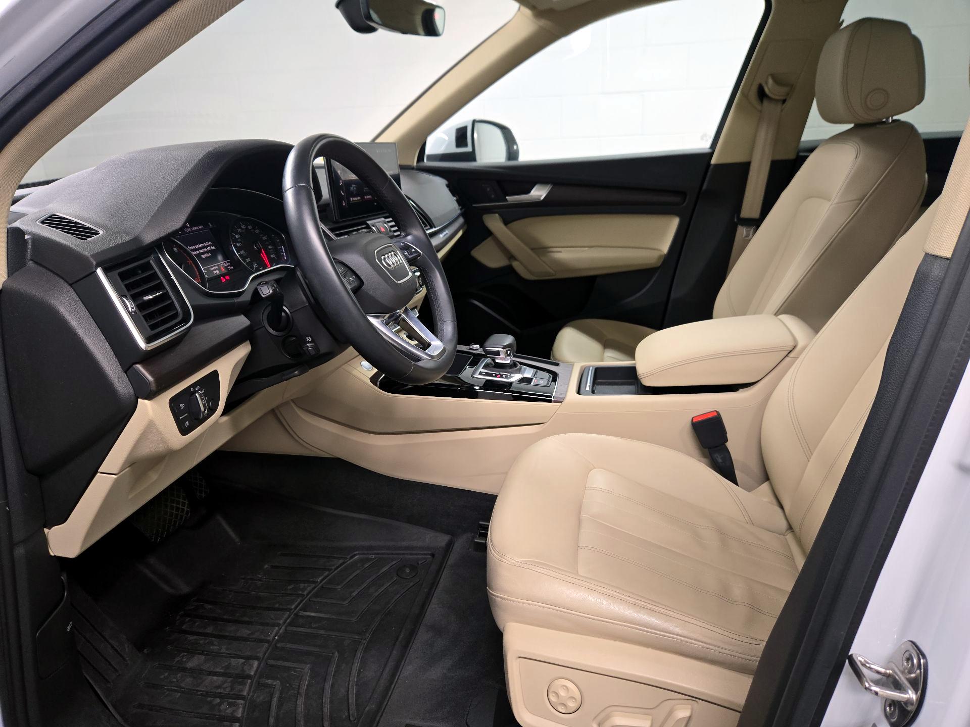 Thumbnail: 2021 Audi Q5 - 11