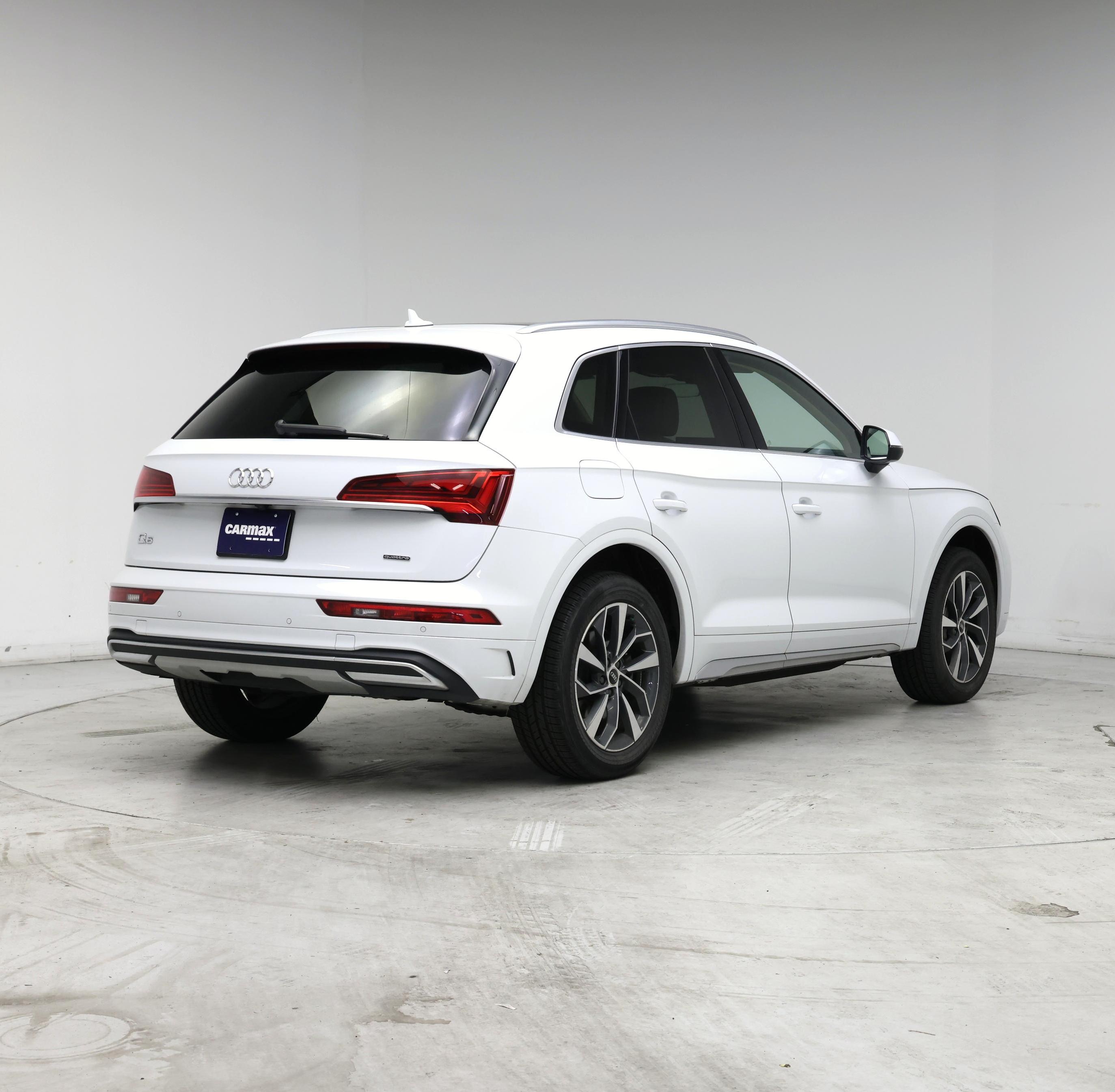 Thumbnail: 2021 Audi Q5 - 8