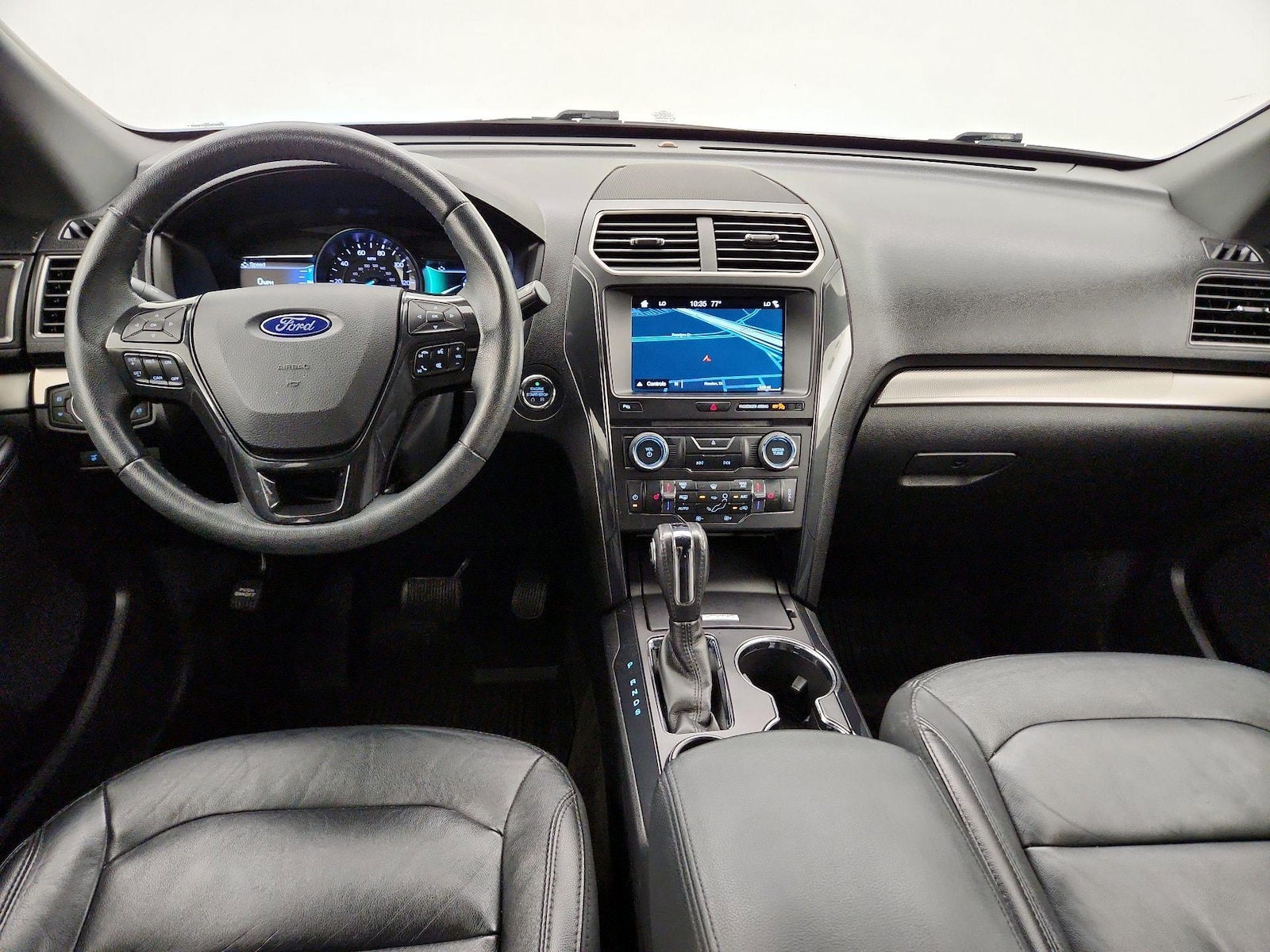2018 Ford Explorer XLT - Photo 10