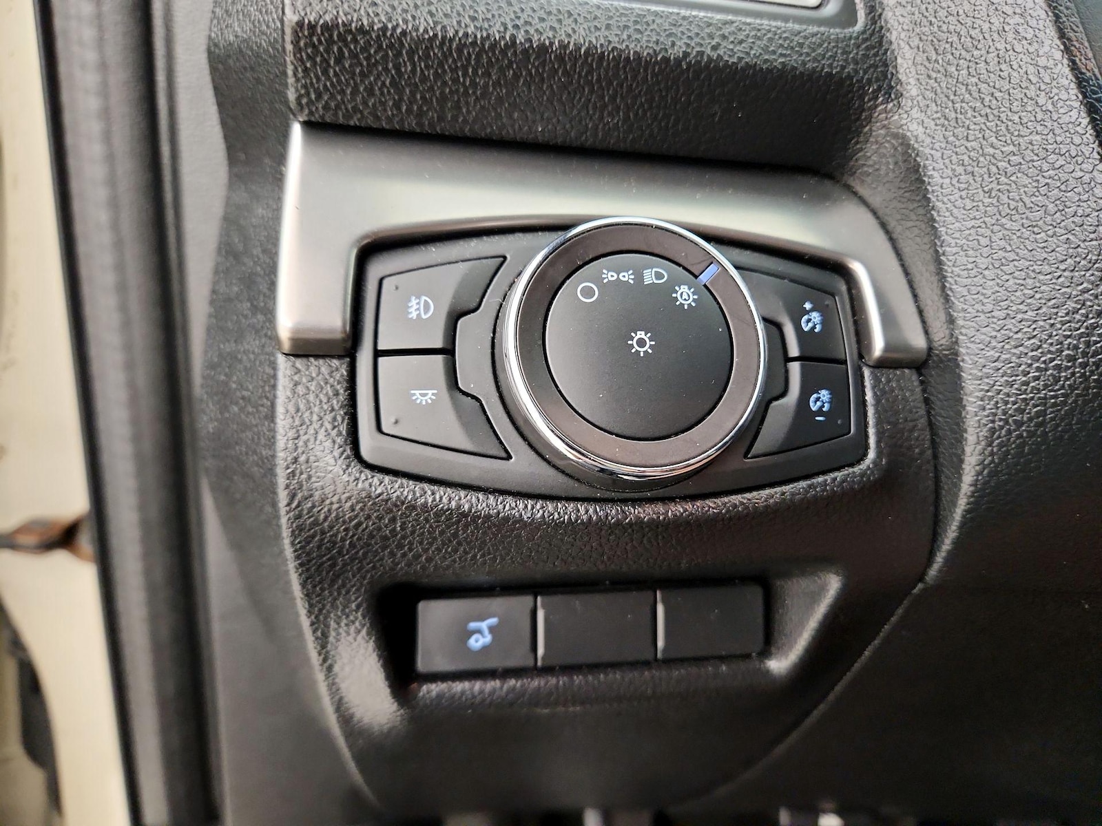 2018 Ford Explorer XLT - Photo 14