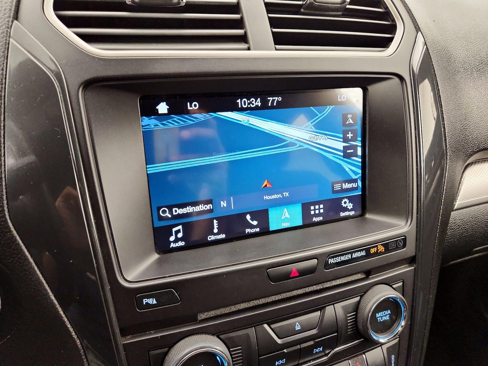 2018 Ford Explorer XLT - Photo 15