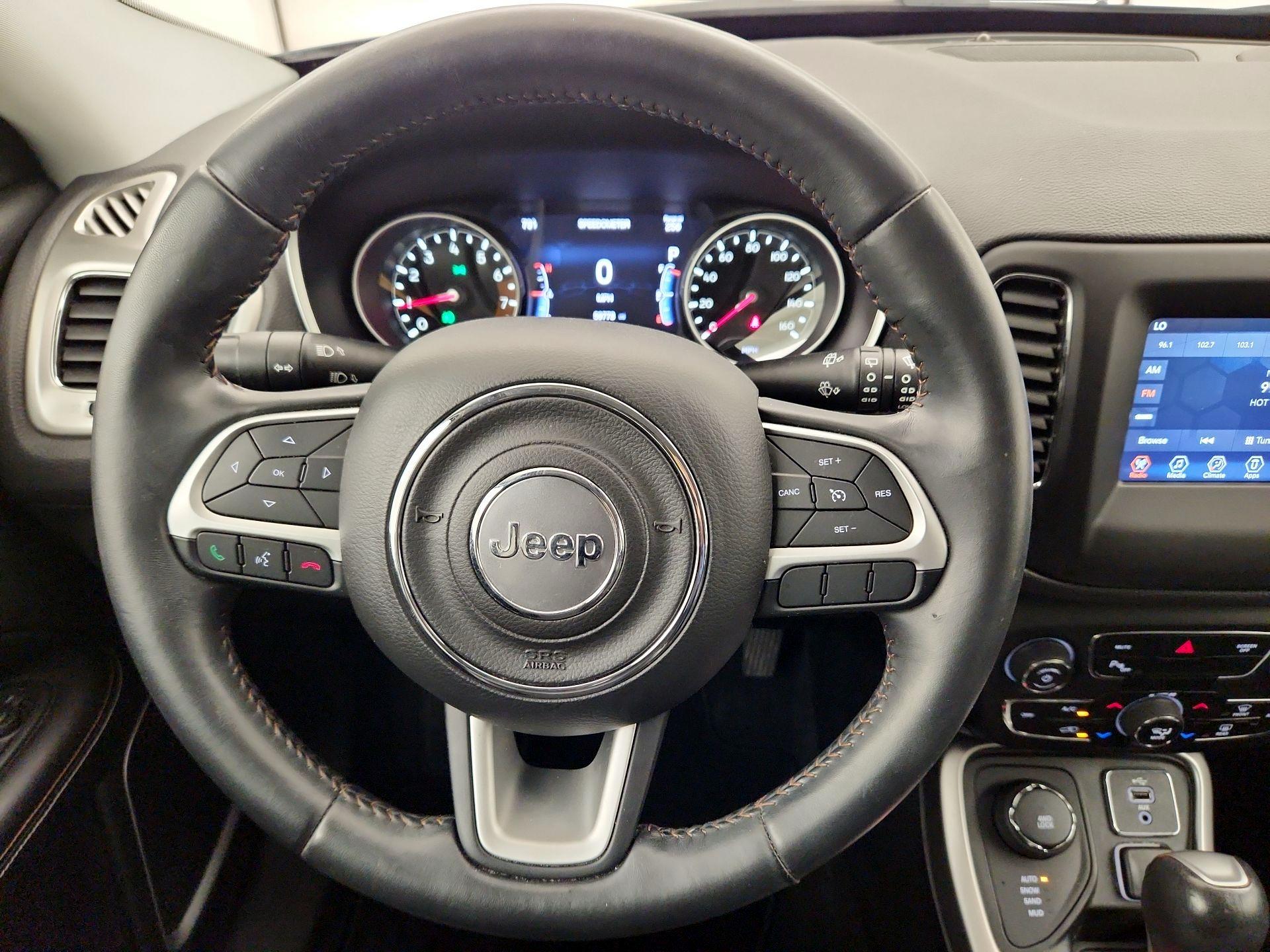 Thumbnail: 2018 Jeep Compass - 10