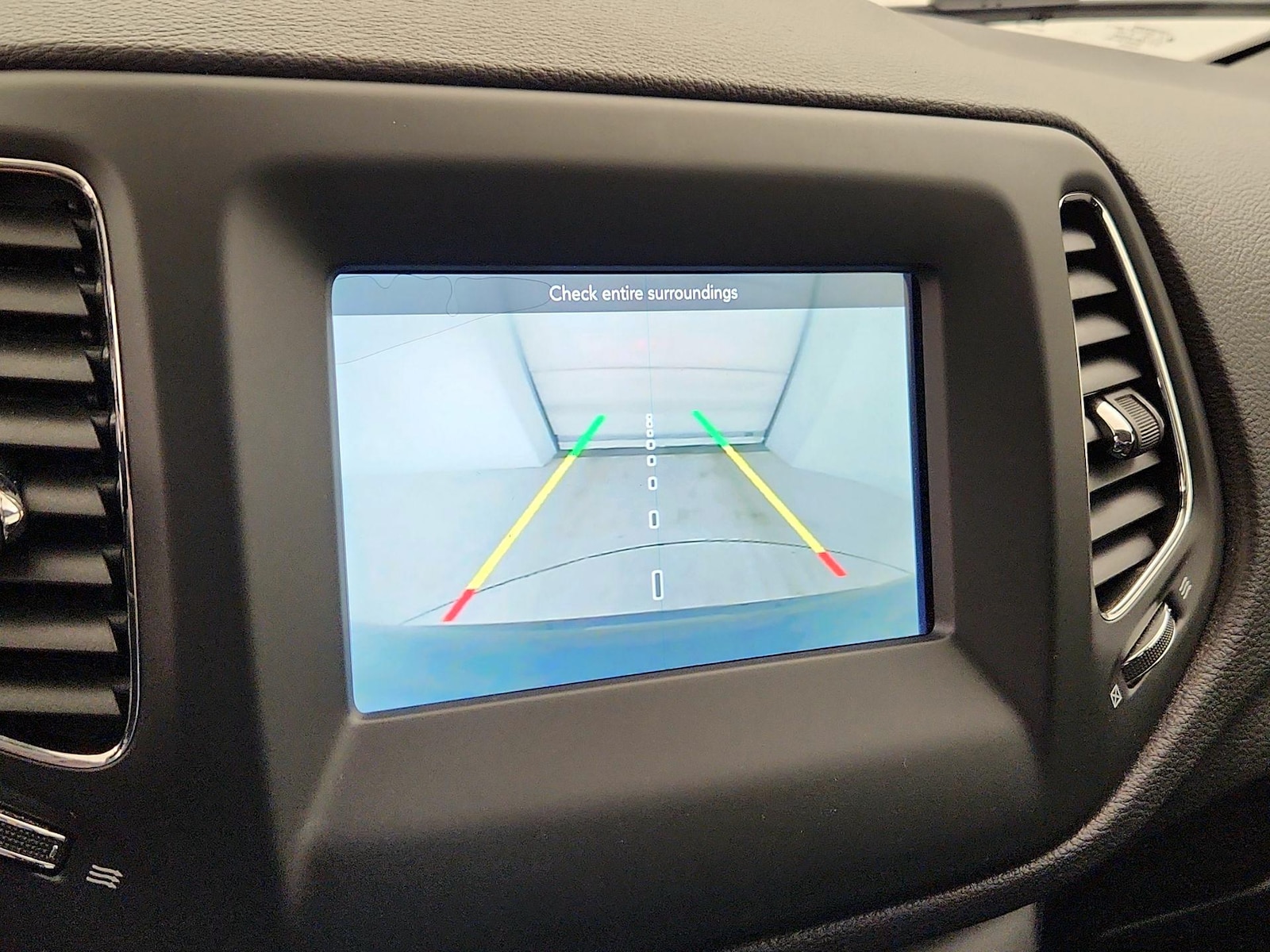 2018 Jeep Compass Latitude - Photo 15