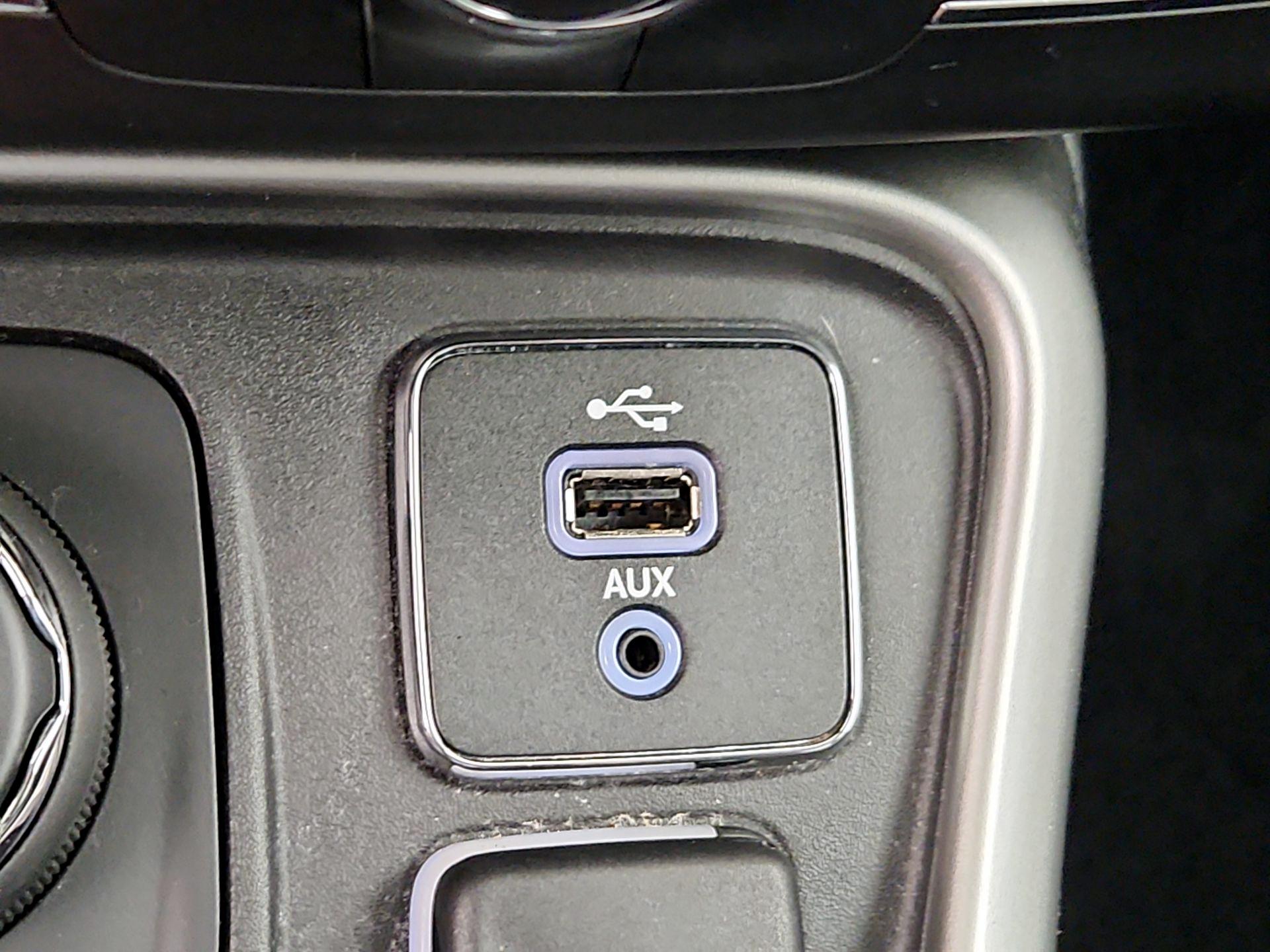 Thumbnail: 2018 Jeep Compass - 18