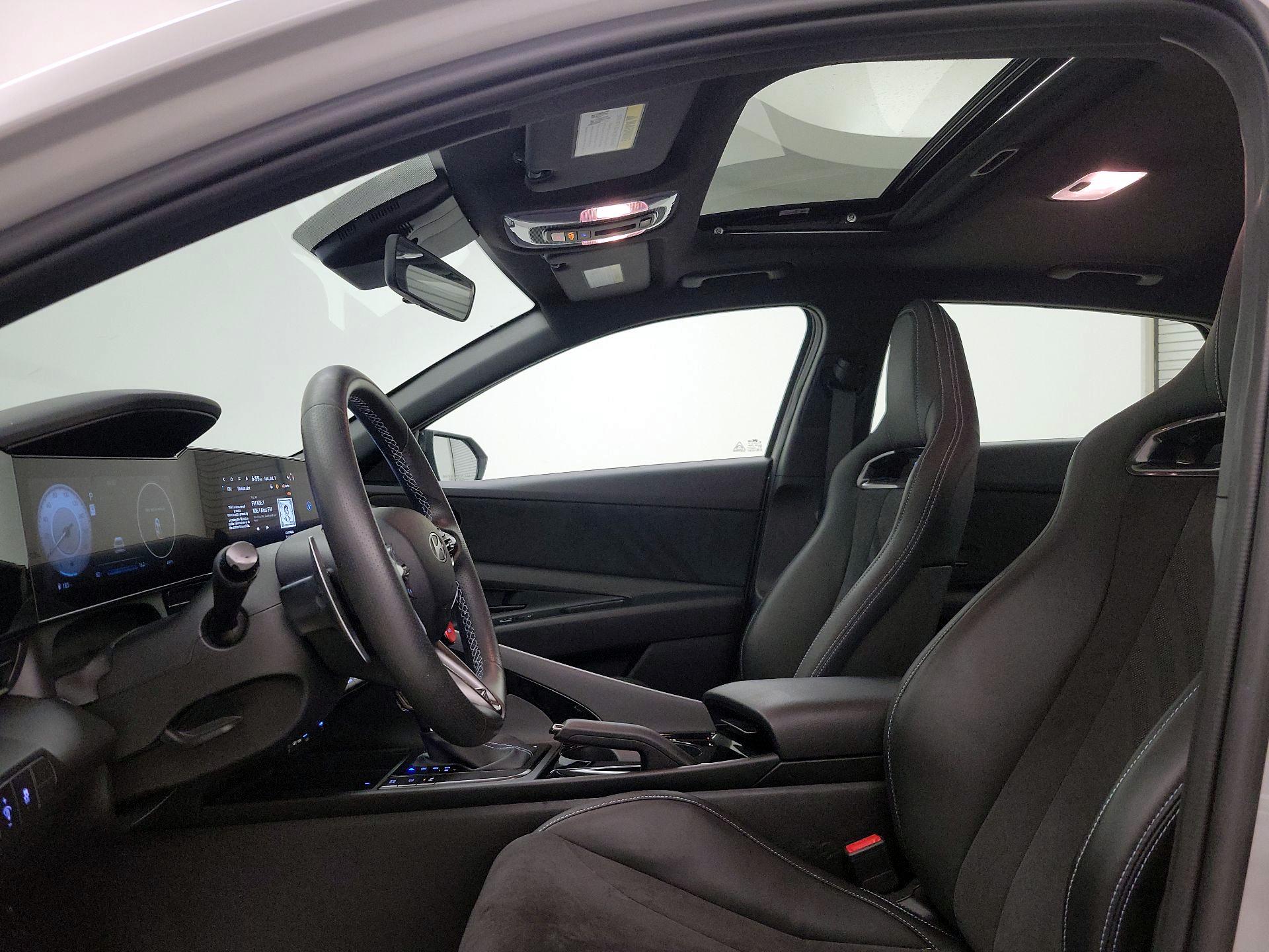 Thumbnail: 2025 Hyundai Elantra - 19
