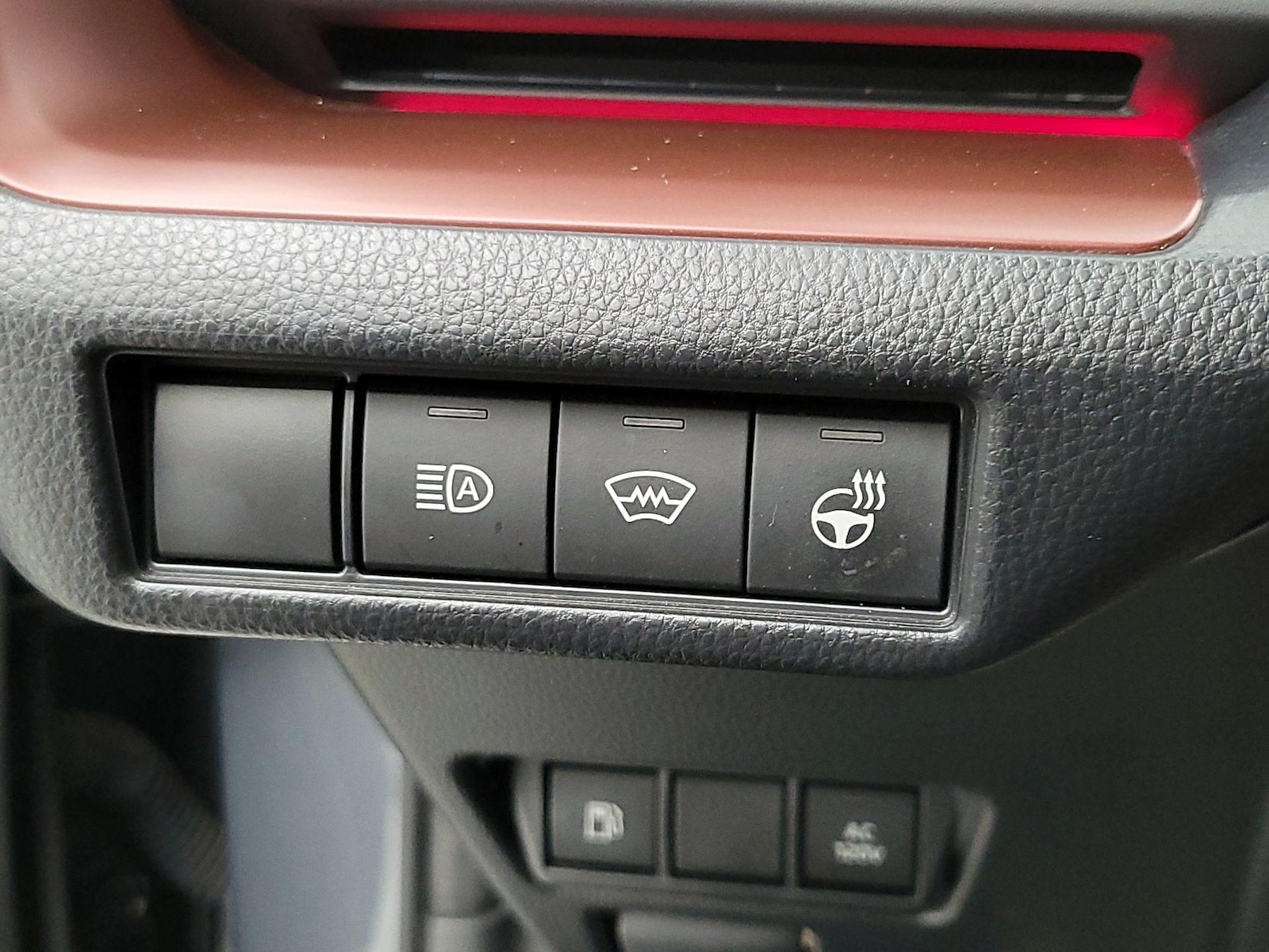 2023 Toyota Prius Prime XSE - Photo 14