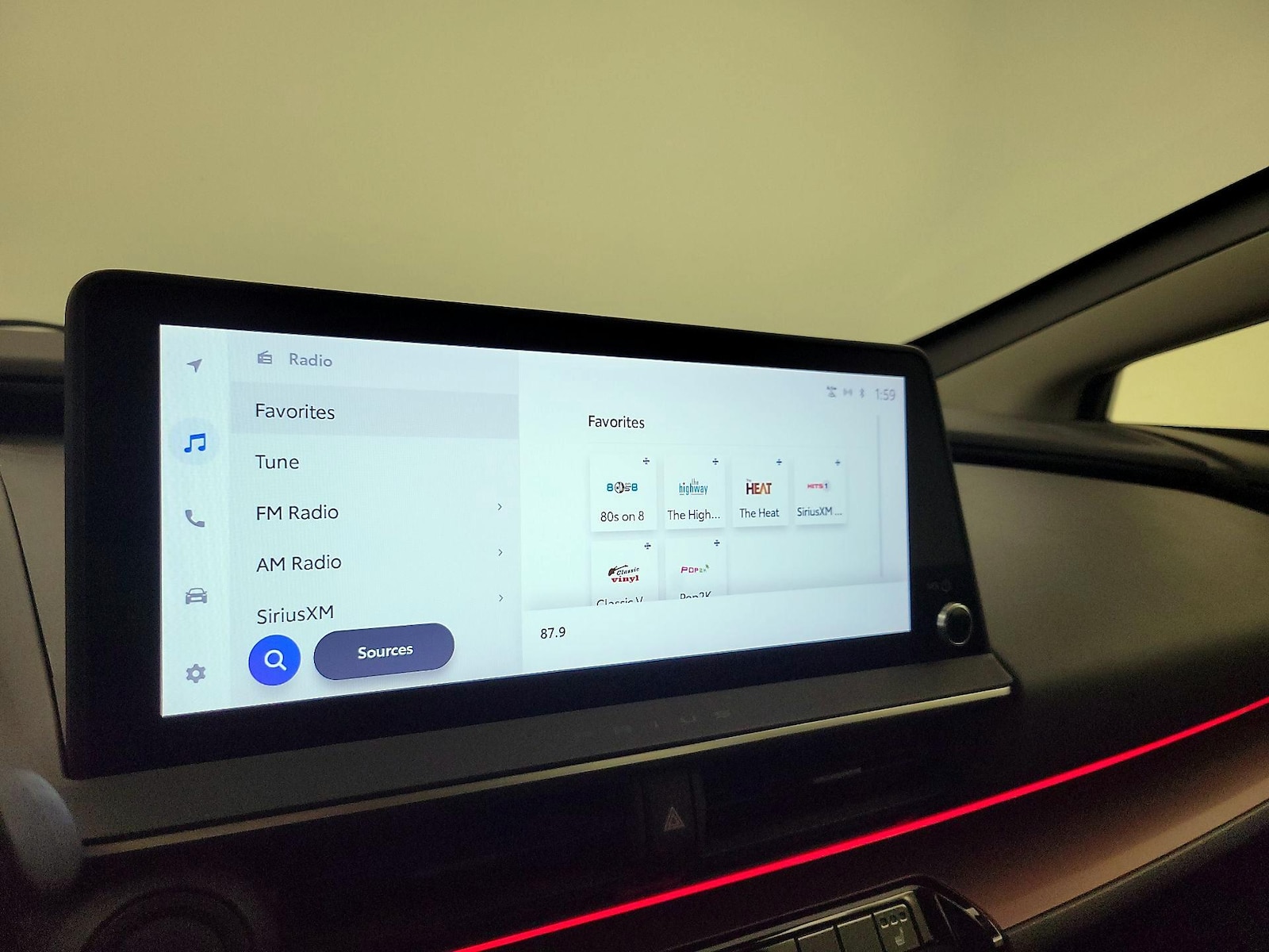 2023 Toyota Prius Prime XSE - Photo 16