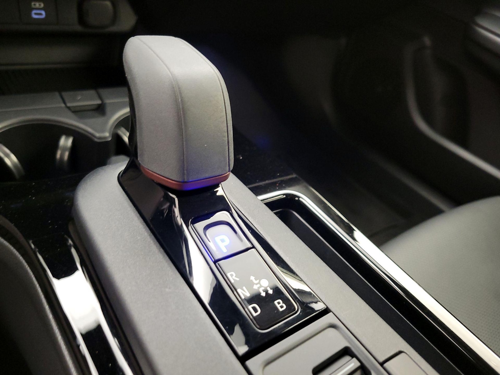 2023 Toyota Prius Prime XSE - Photo 18