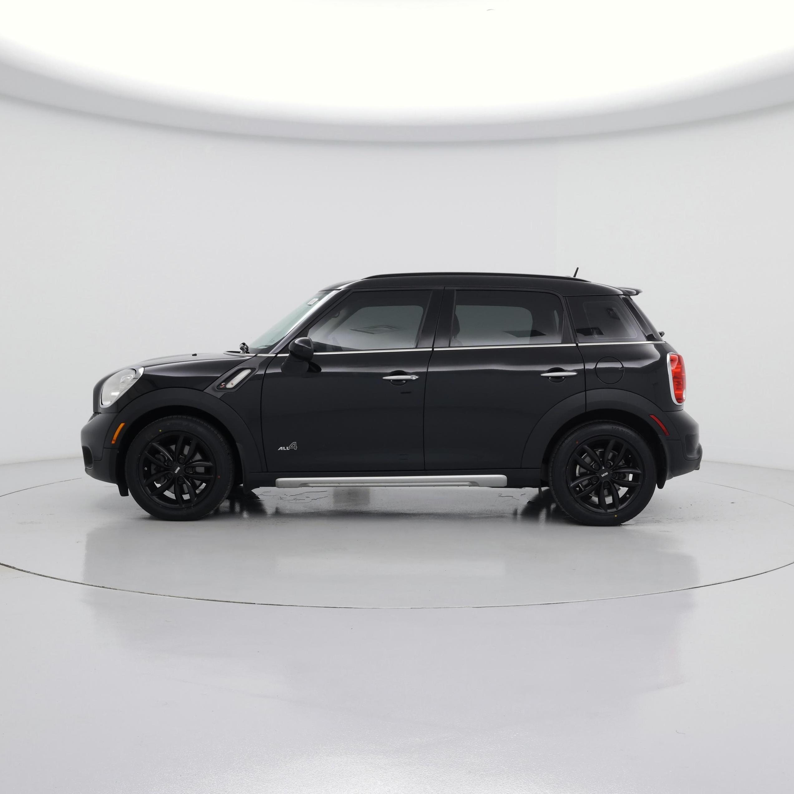 Thumbnail: 2016 MINI Cooper Countryman - 3