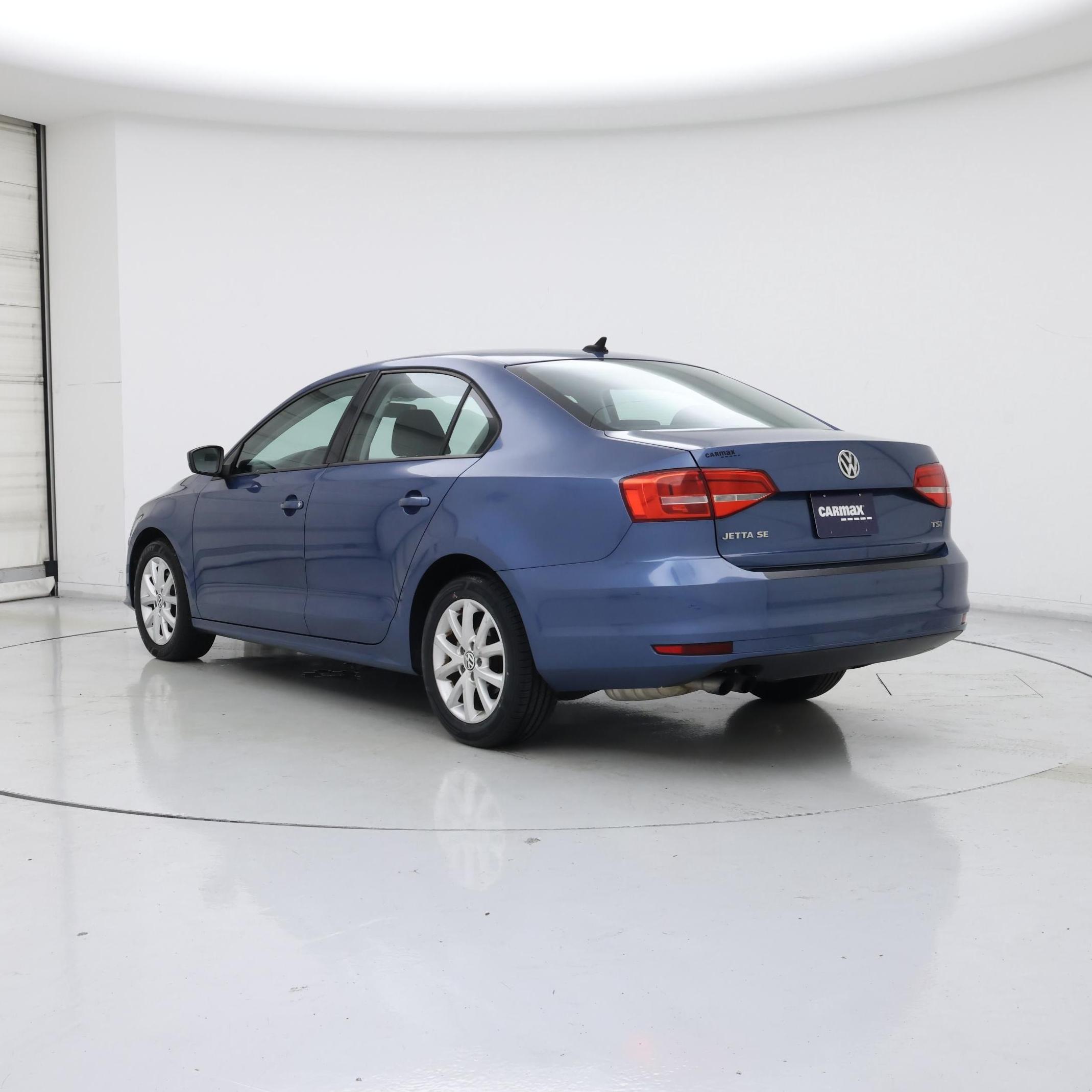 Thumbnail: 2015 Volkswagen Jetta - 2