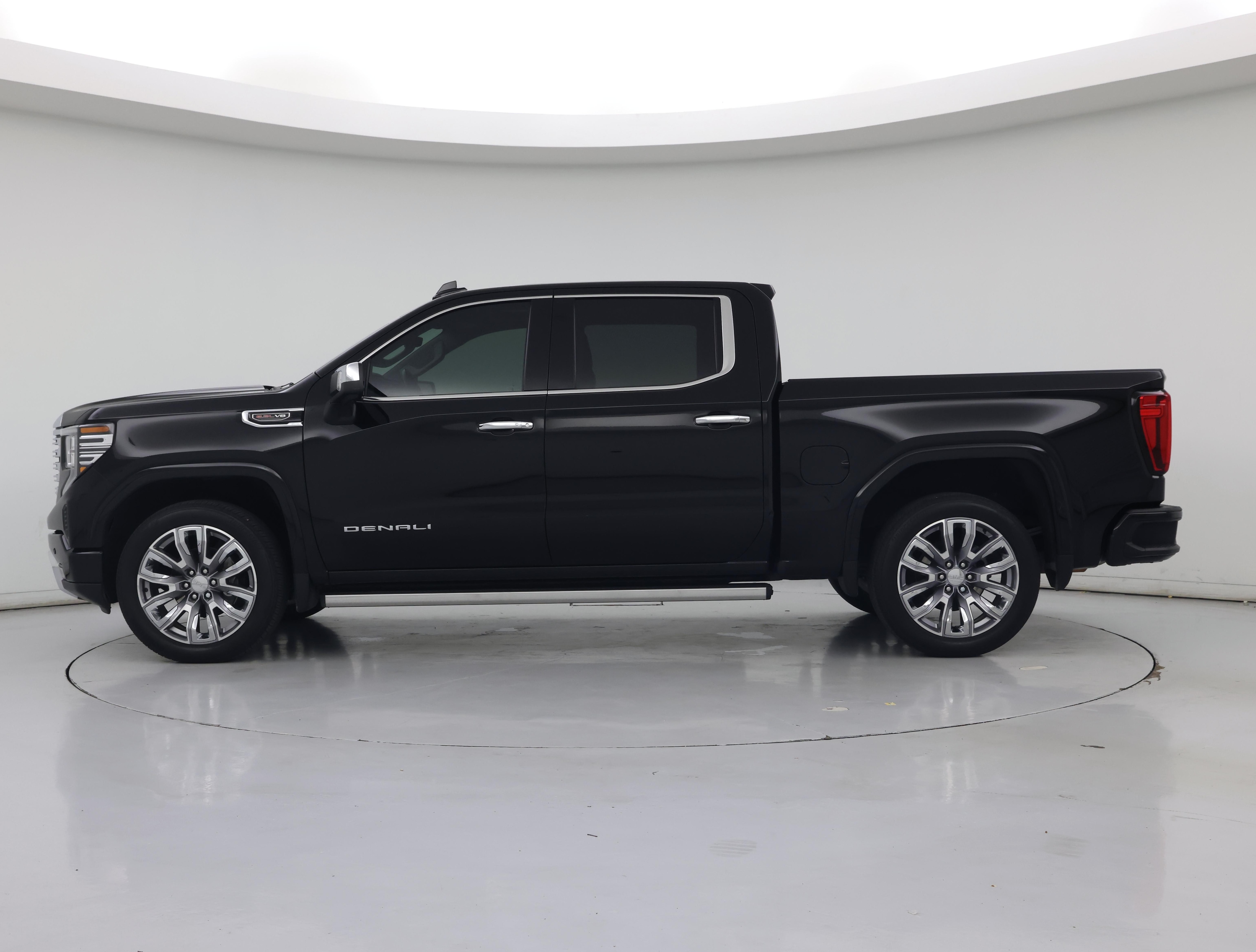 Thumbnail: 2022 GMC Sierra 1500 - 3