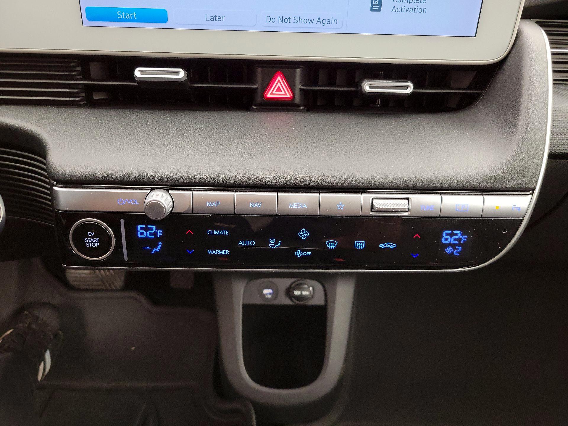 Thumbnail: 2022 Hyundai Ioniq 5 - 16
