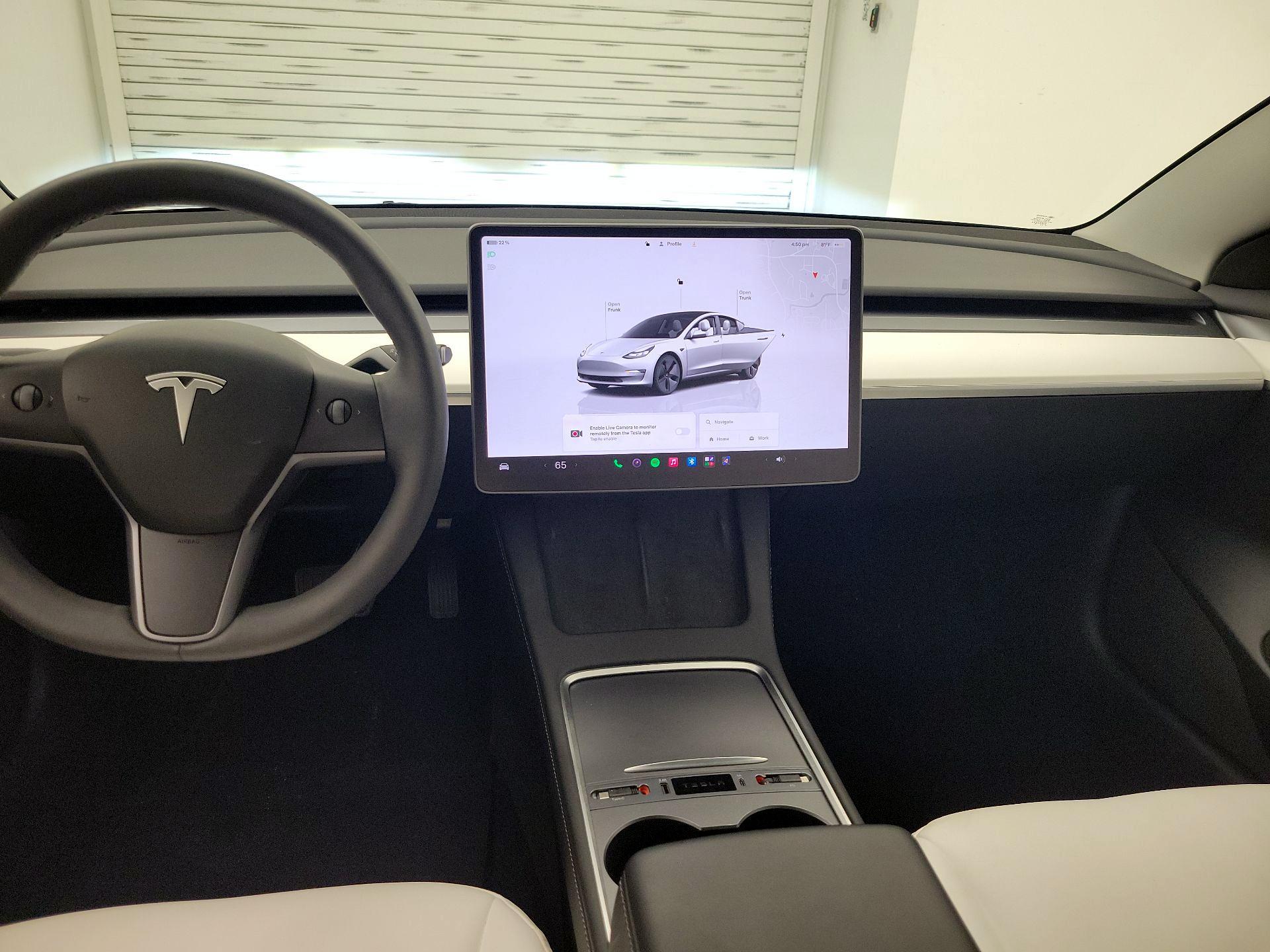 Thumbnail: 2023 Tesla Model 3 - 9