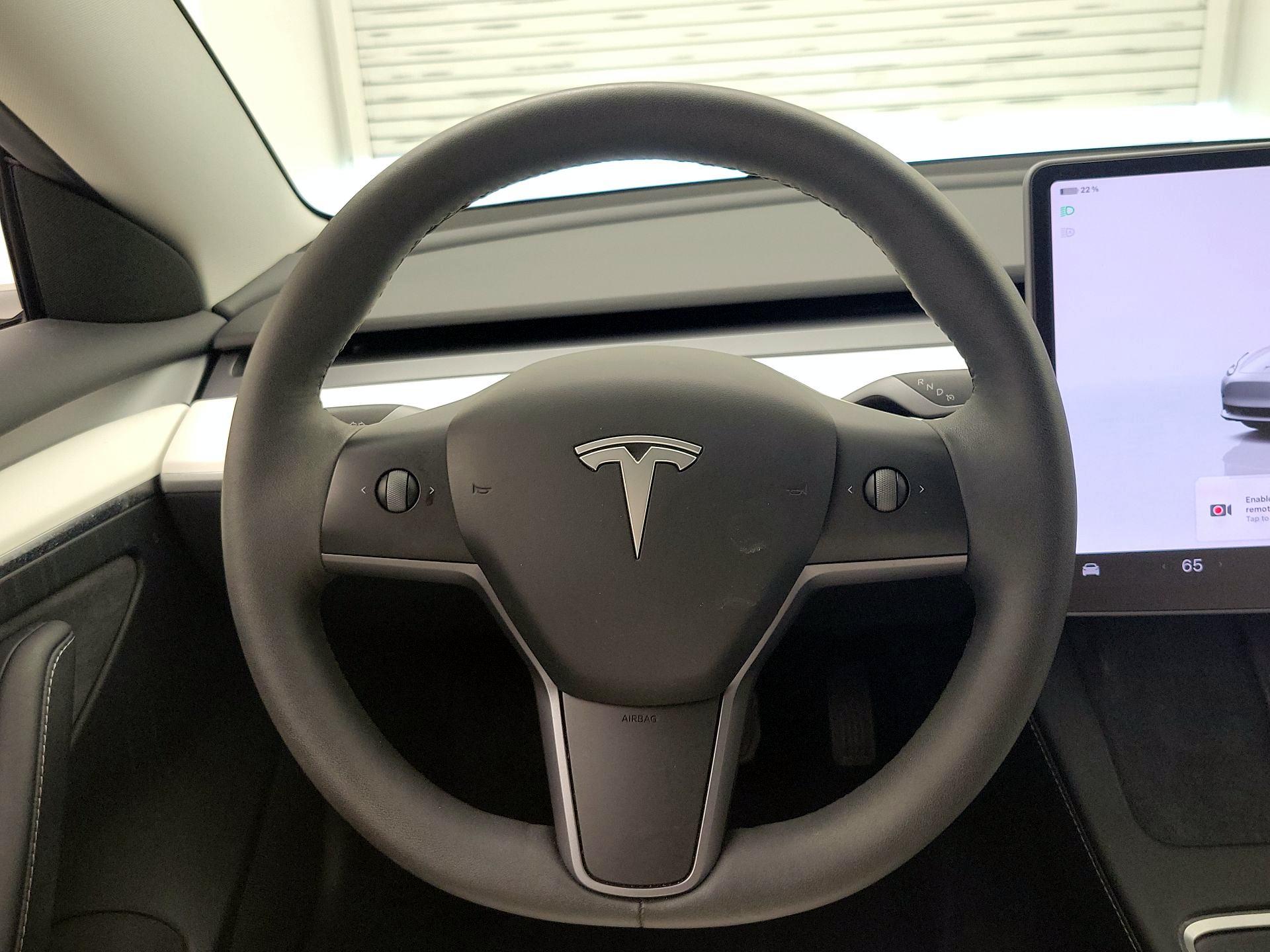 Thumbnail: 2023 Tesla Model 3 - 10