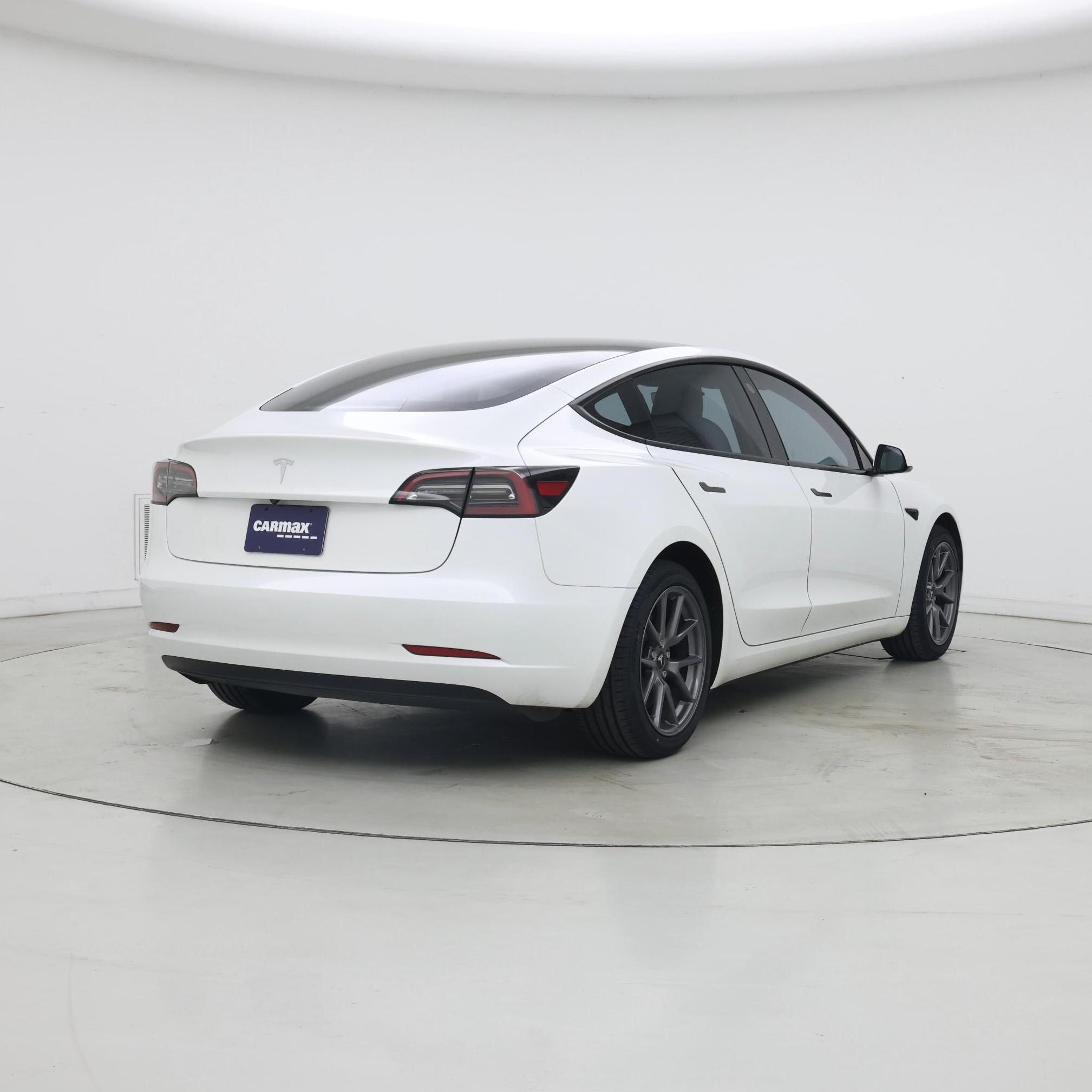 Thumbnail: 2023 Tesla Model 3 - 8