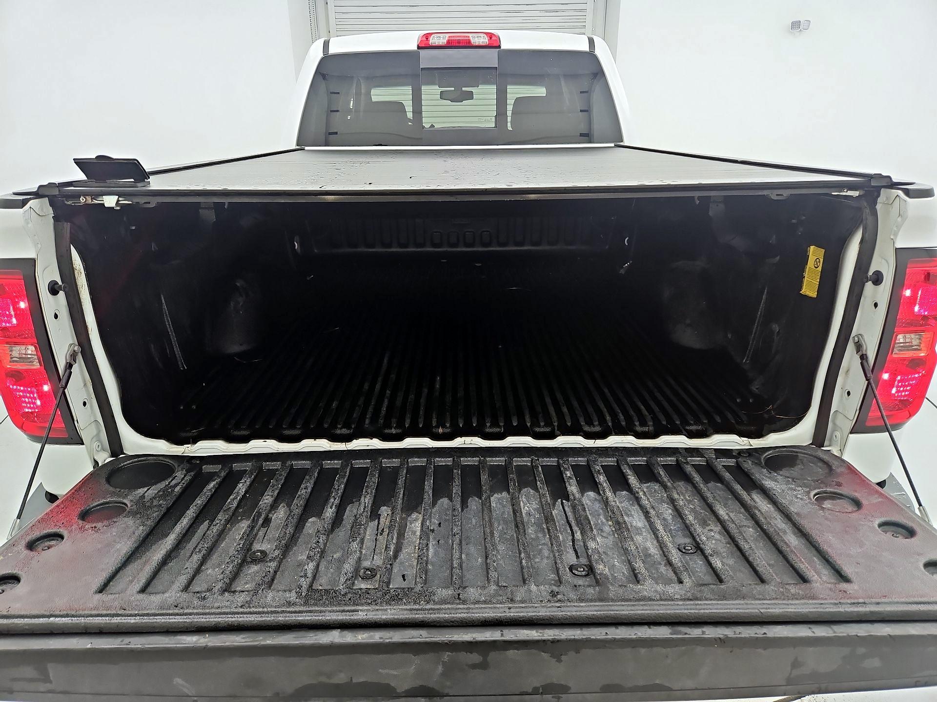 Thumbnail: 2016 Chevrolet Silverado 2500 - 20