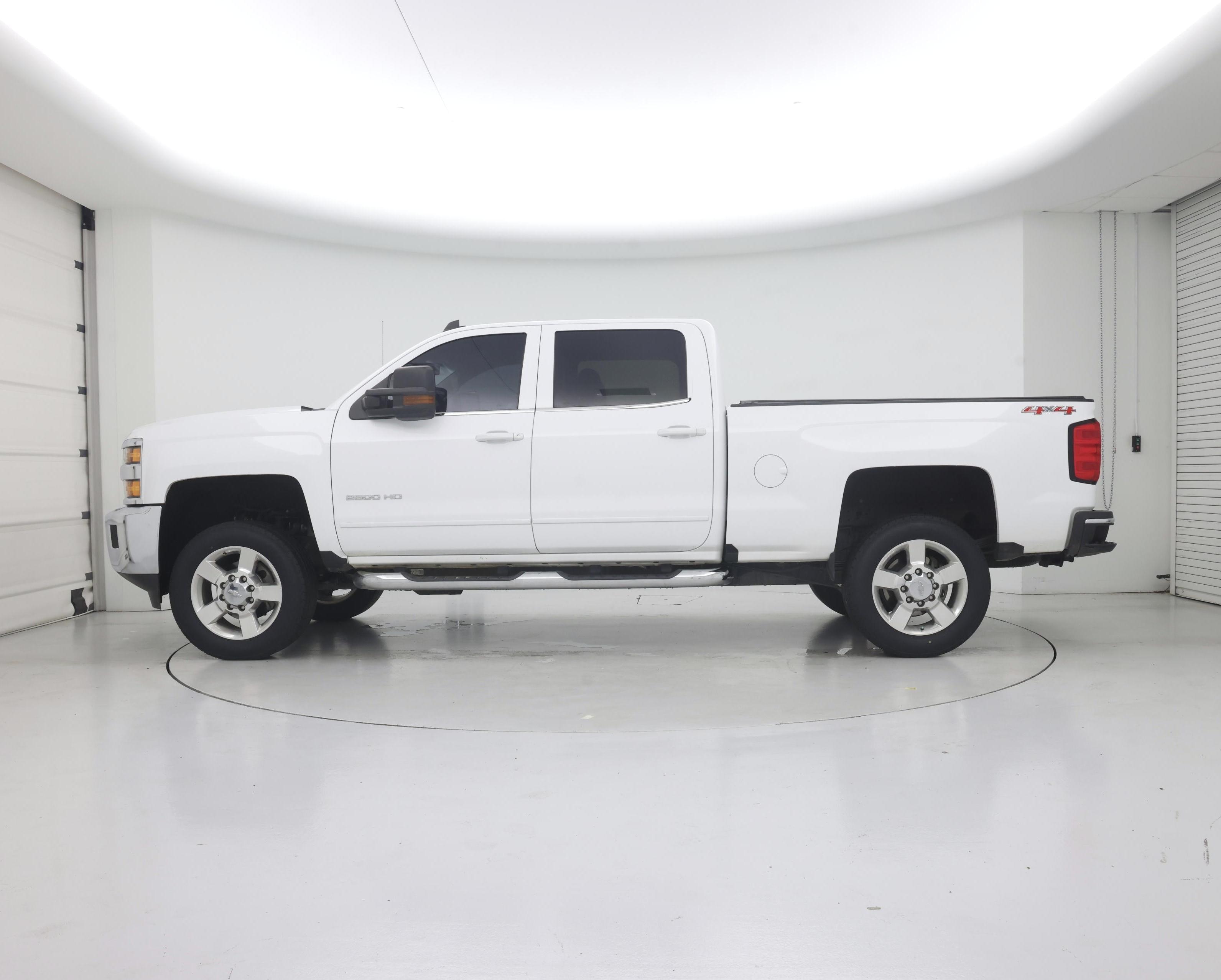 Thumbnail: 2016 Chevrolet Silverado 2500 - 3
