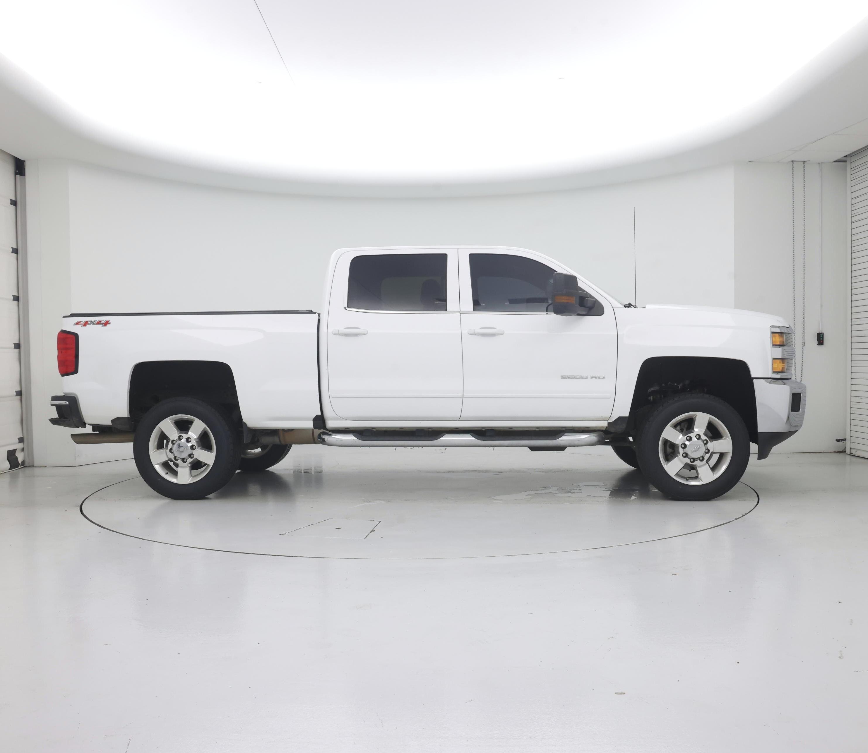 Thumbnail: 2016 Chevrolet Silverado 2500 - 7