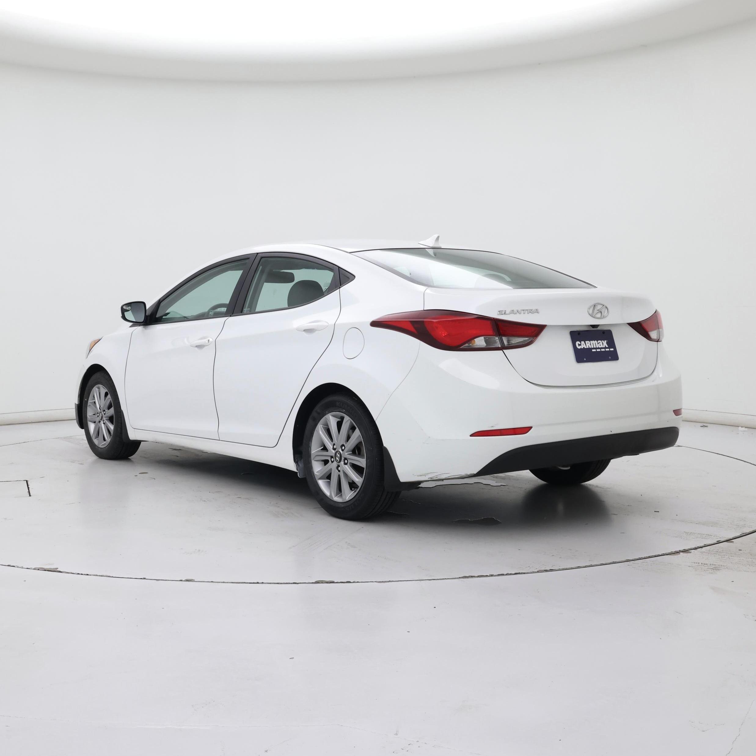 Thumbnail: 2015 Hyundai Elantra - 2