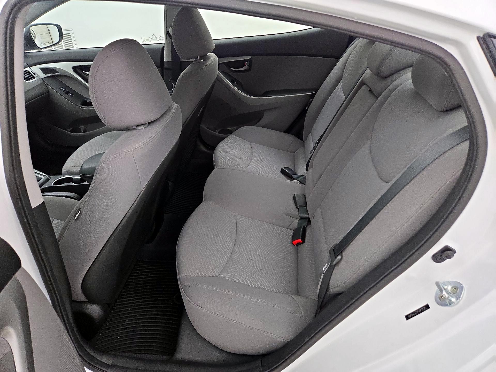 Thumbnail: 2015 Hyundai Elantra - 19