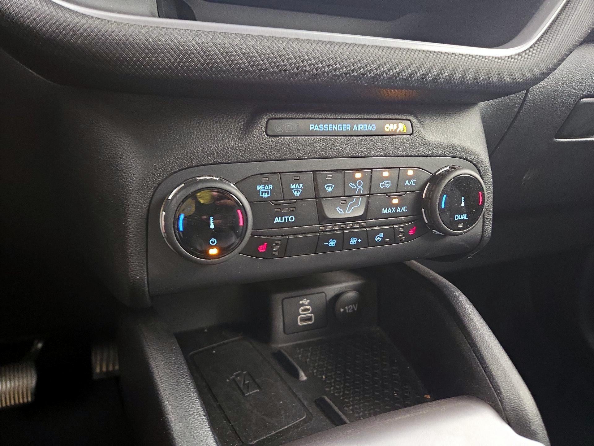 Thumbnail: 2024 Ford Bronco Sport - 17