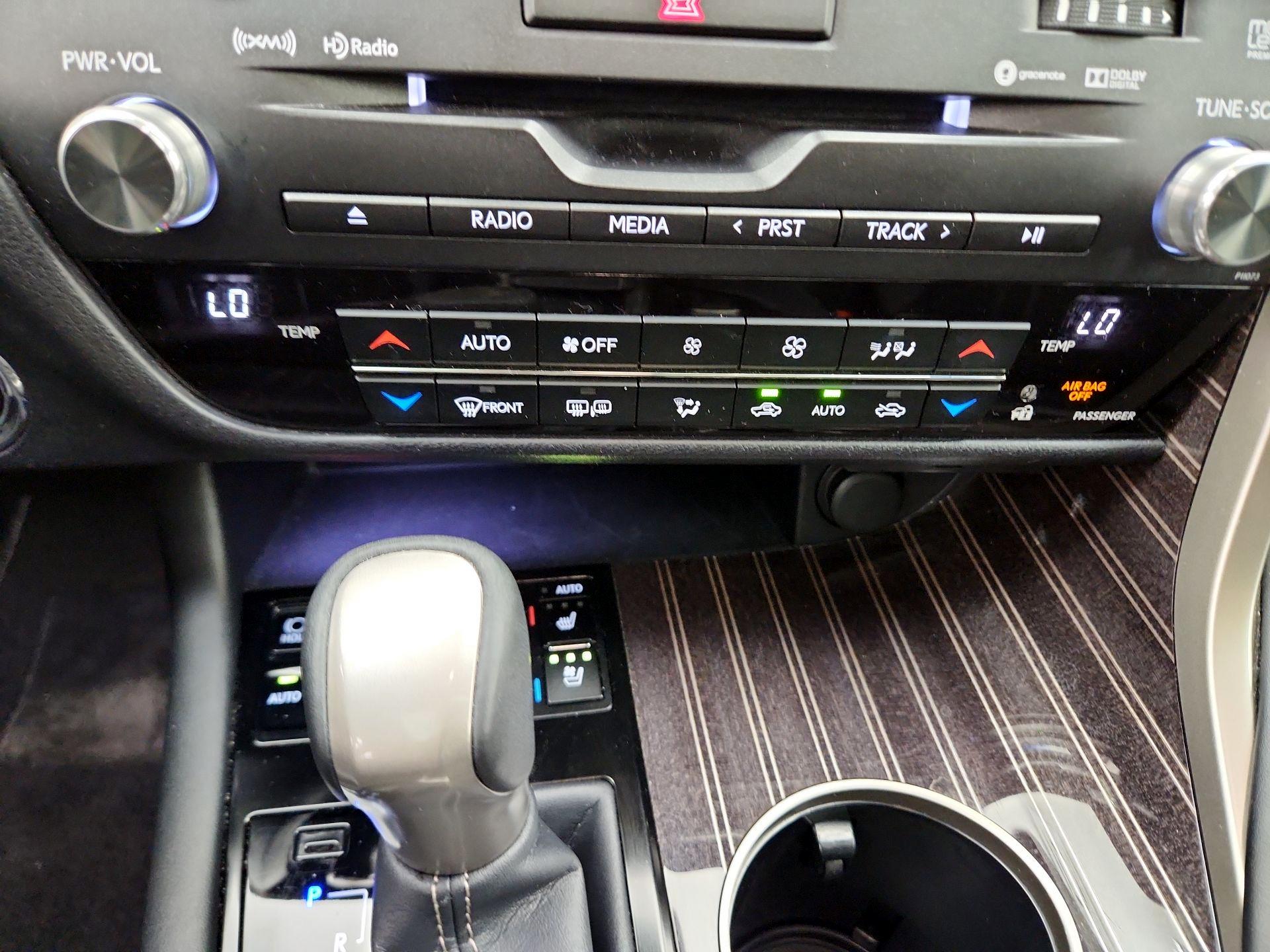Thumbnail: 2016 Lexus RX - 17