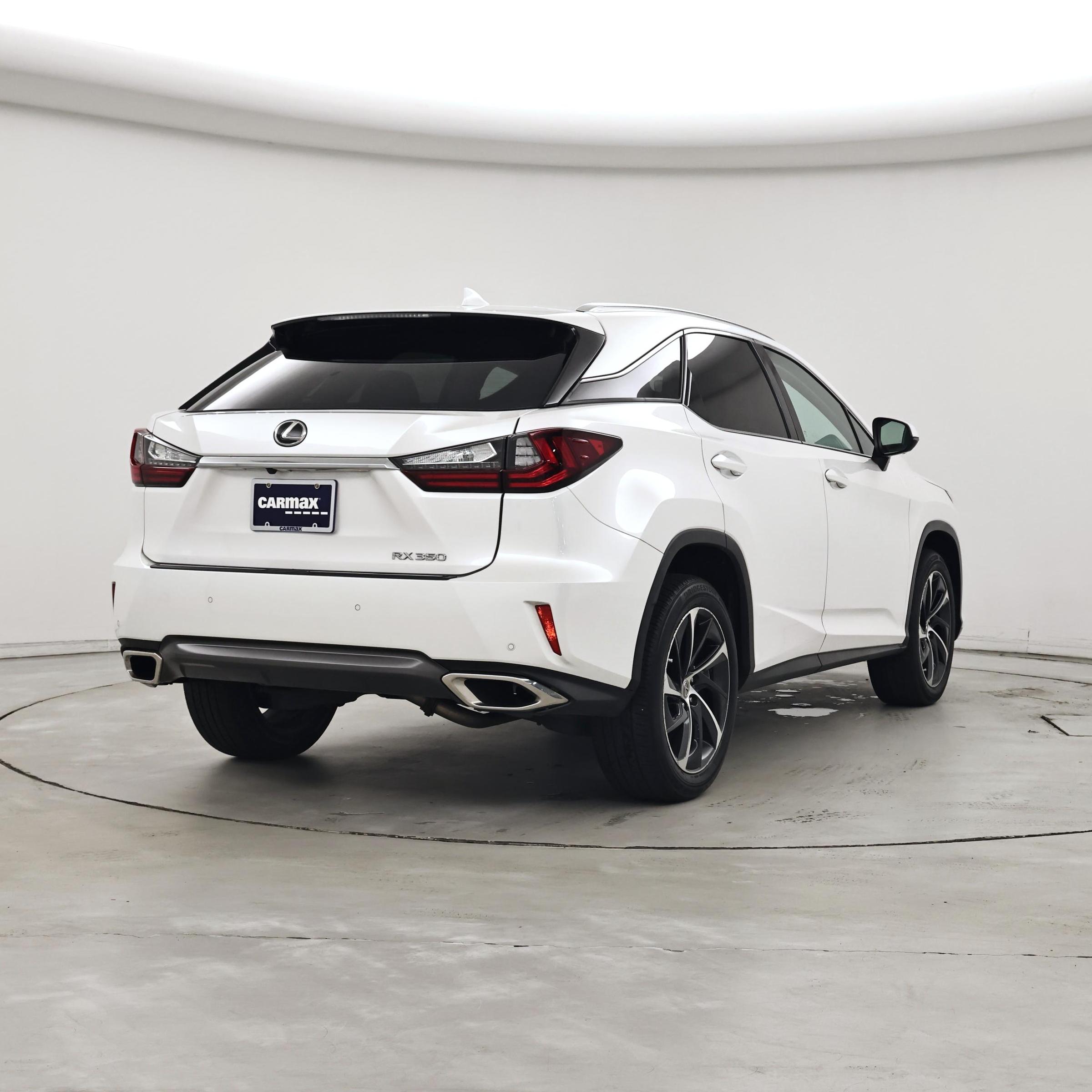 Thumbnail: 2016 Lexus RX - 8
