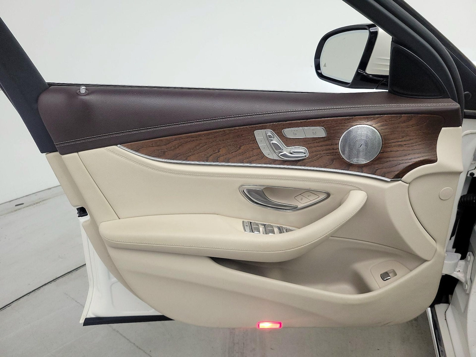 2017 Mercedes-Benz E-Class E300 - Photo 13