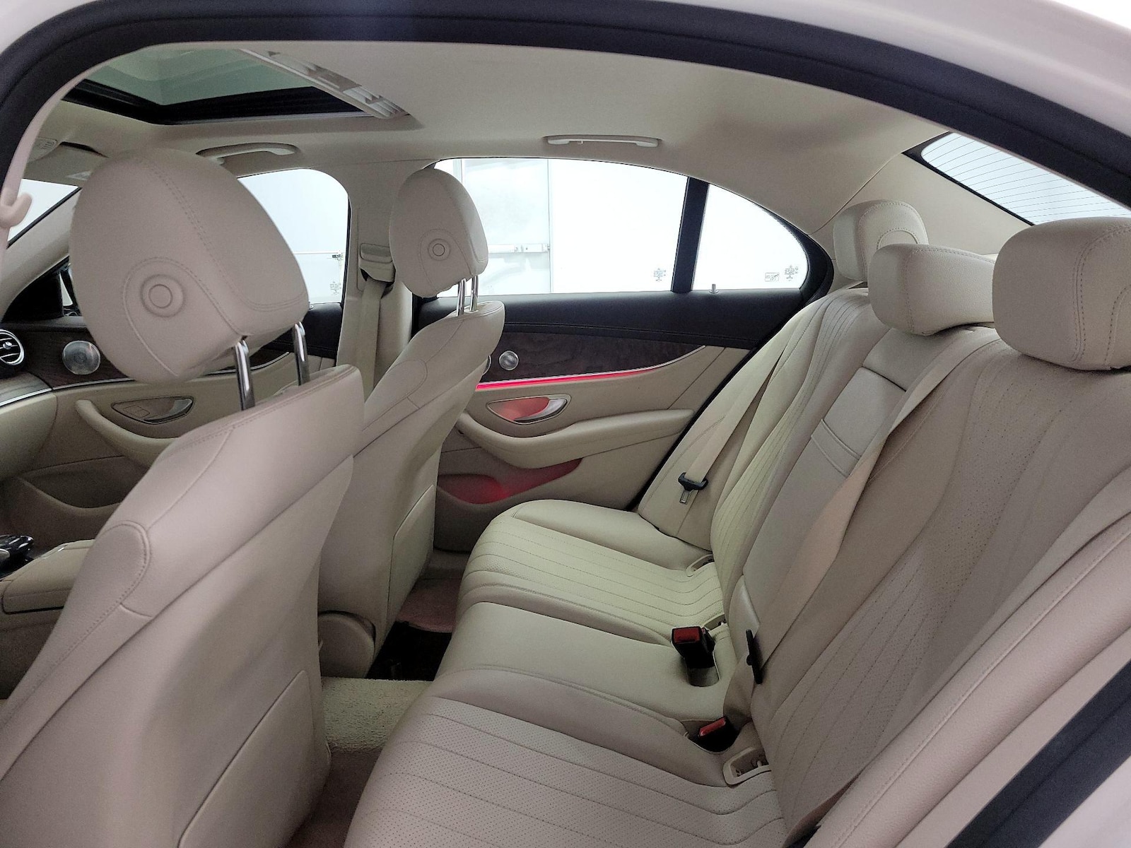 2017 Mercedes-Benz E-Class E300 - Photo 22