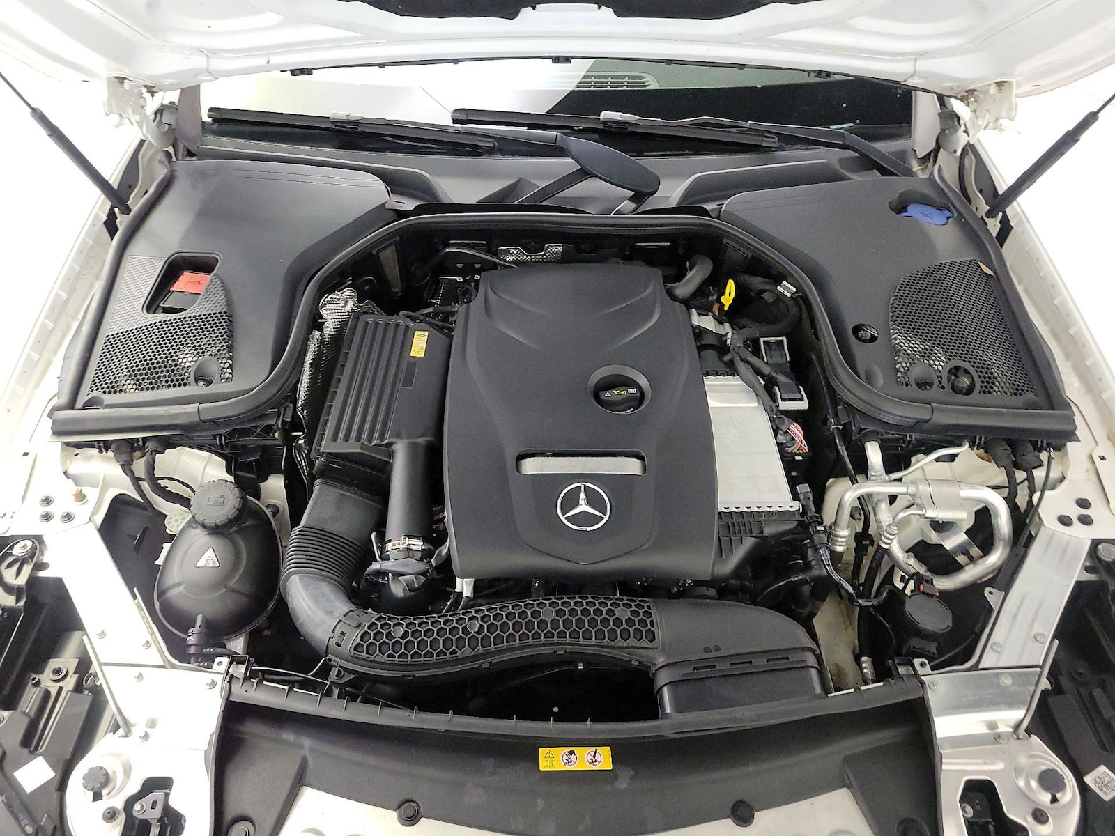 2017 Mercedes-Benz E-Class E300 - Photo 24