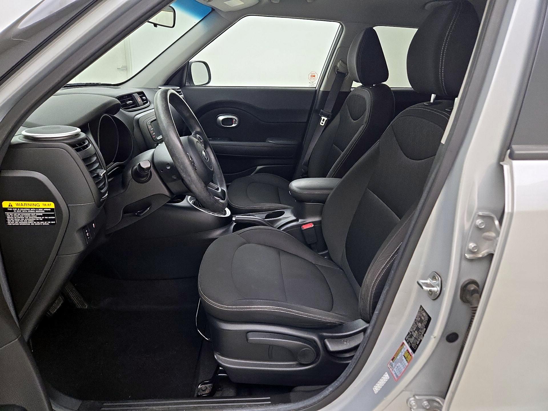Thumbnail: 2016 Kia Soul - 11