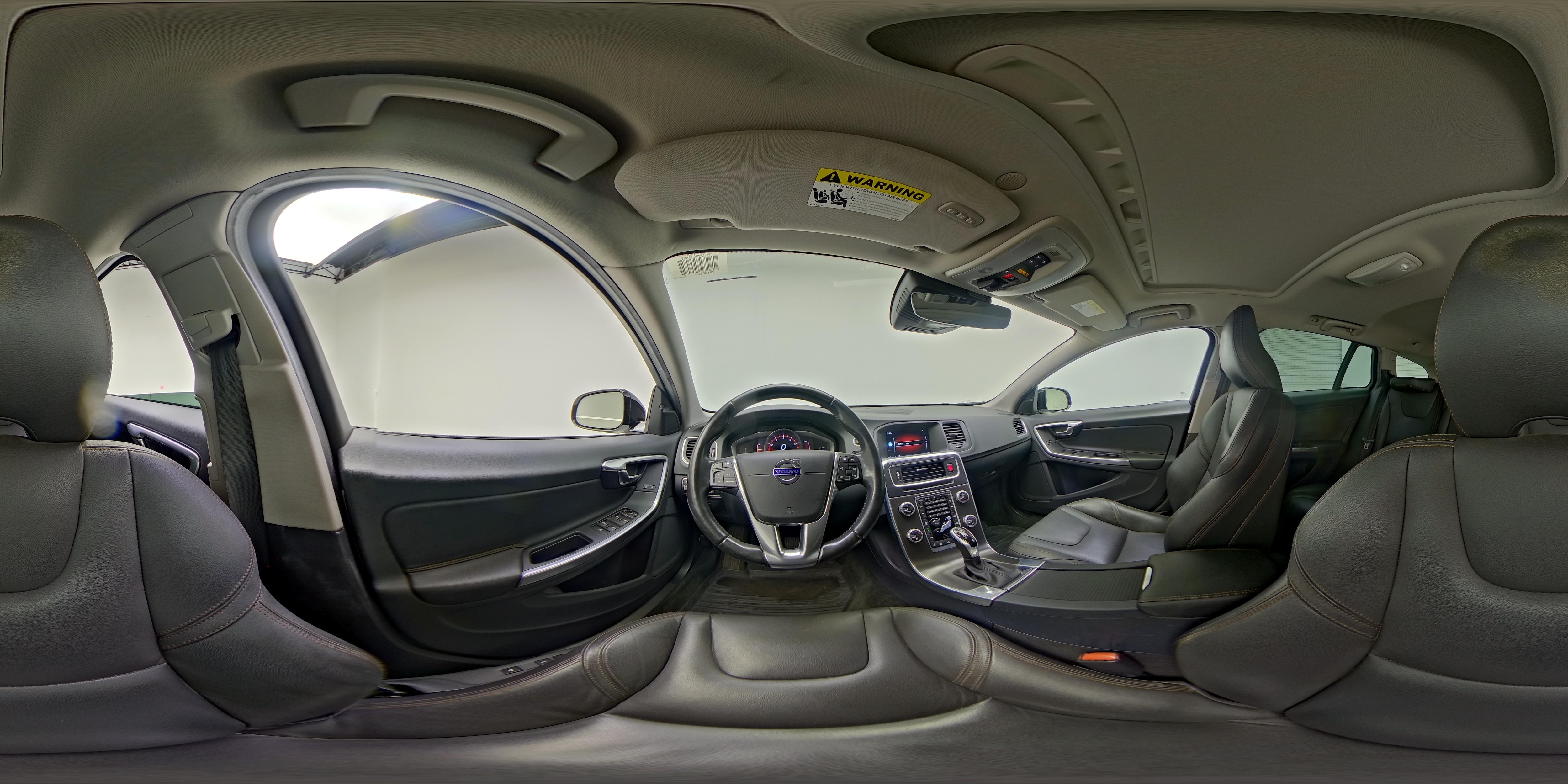 2016 Volvo V60 Platinum - Photo 28