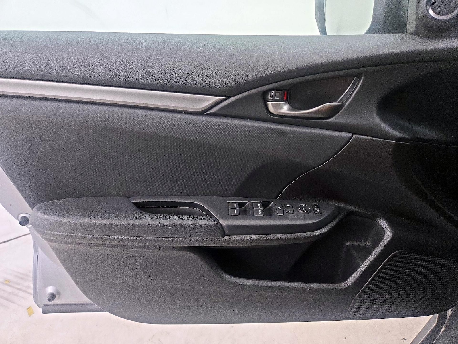 2020 Honda Civic Hatchback Sport - Photo 13