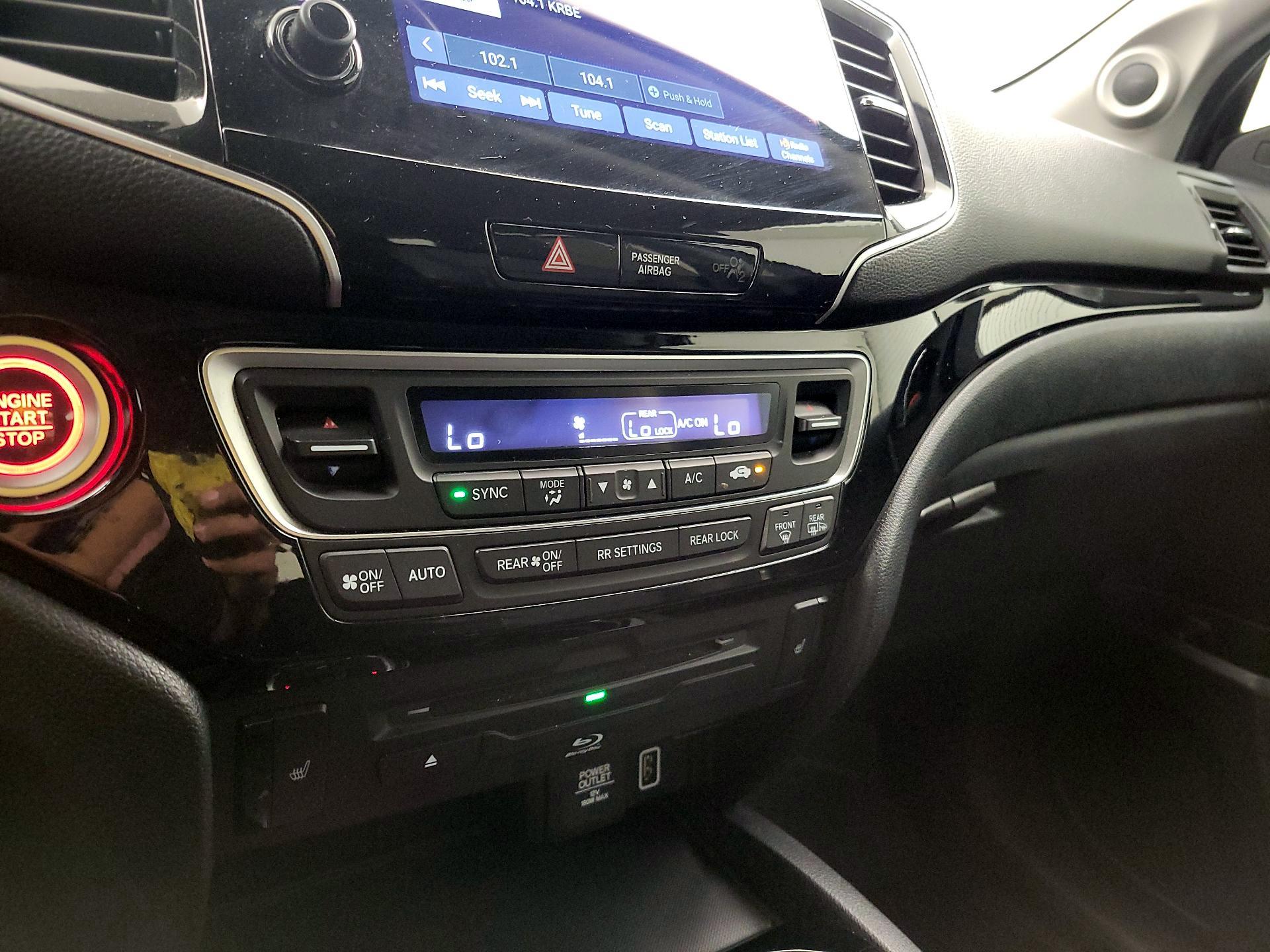 Thumbnail: 2021 Honda Pilot - 17